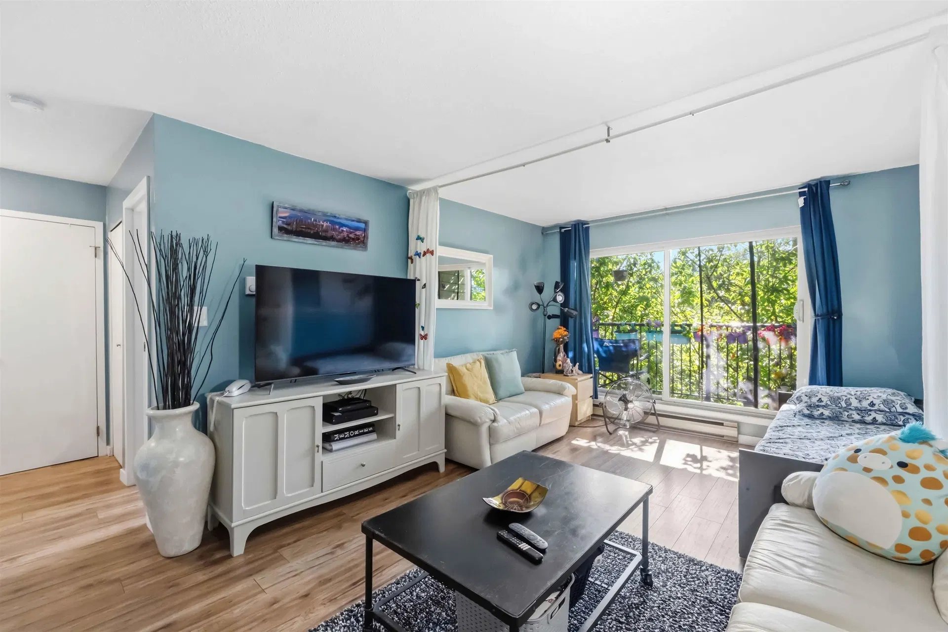 Photo 1 of 29 at #206 – 10468 148 Street