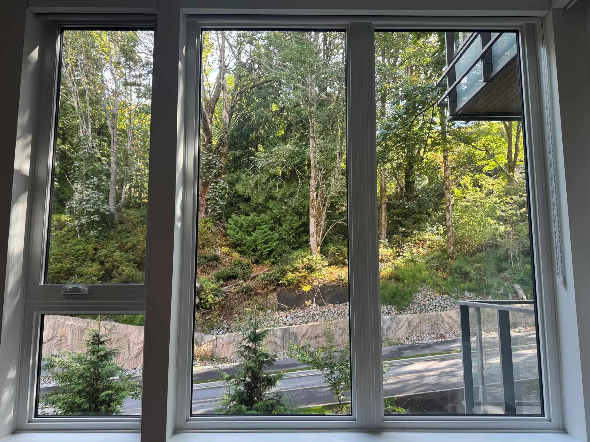 Photo 3 of 40 at #304 – 1506 Scott Crescent