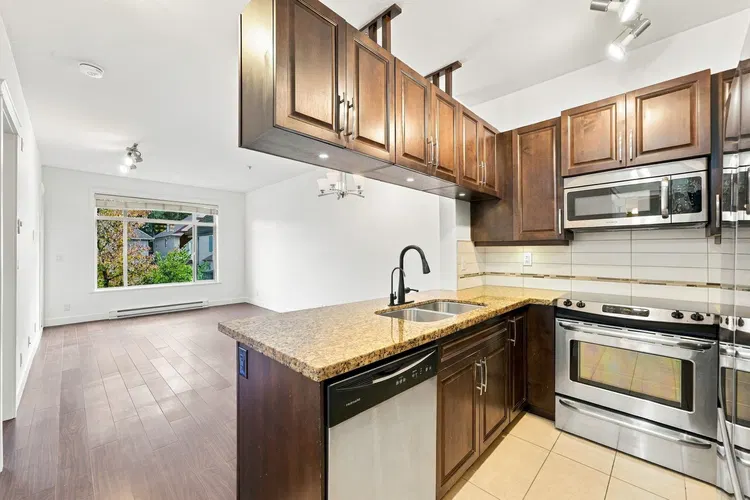 Photo 2 of 36 at #212 – 12525 190a Street