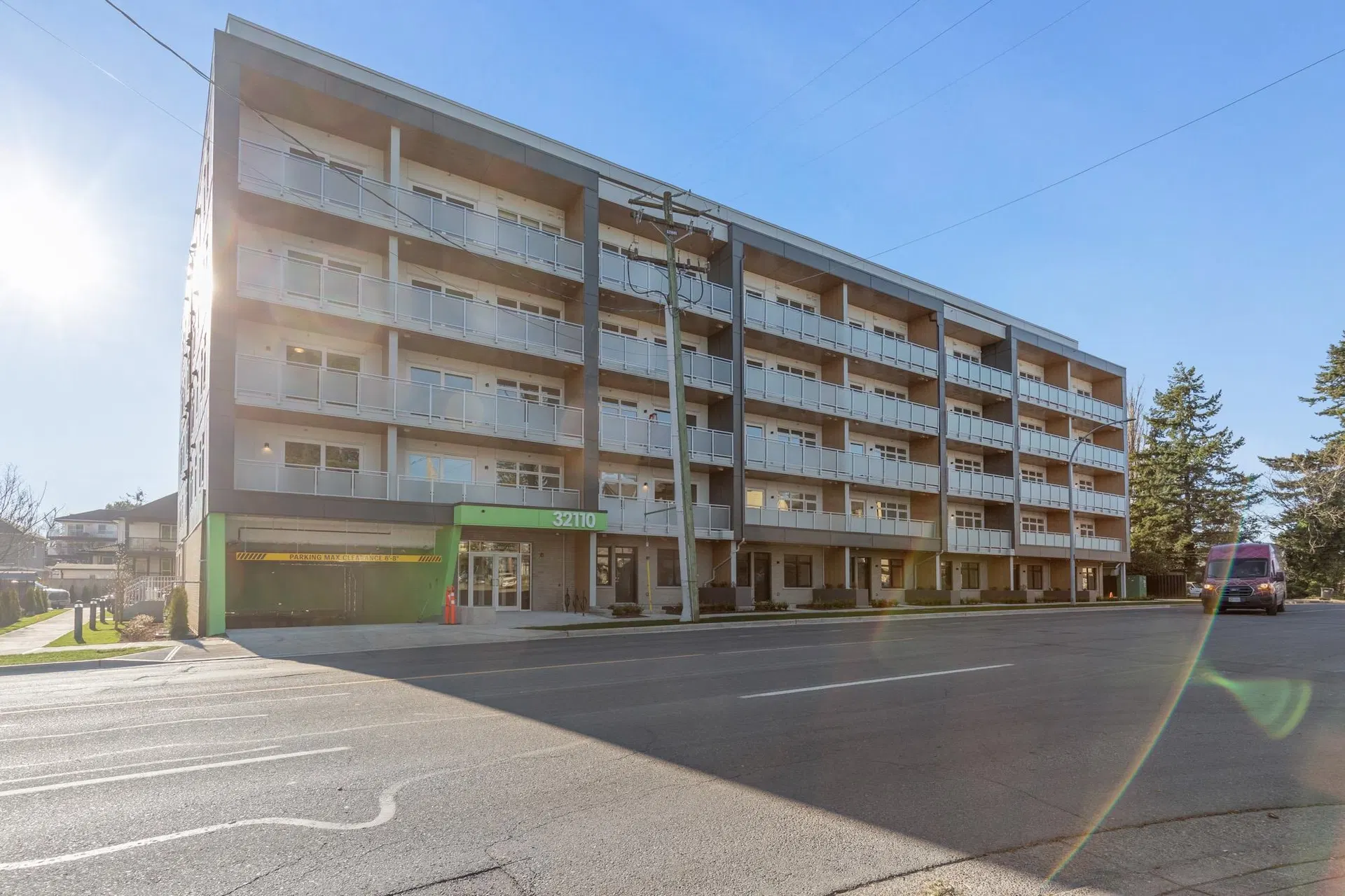 Photo 4 of 33 at #102 – 32110 Hillcrest Avenue
