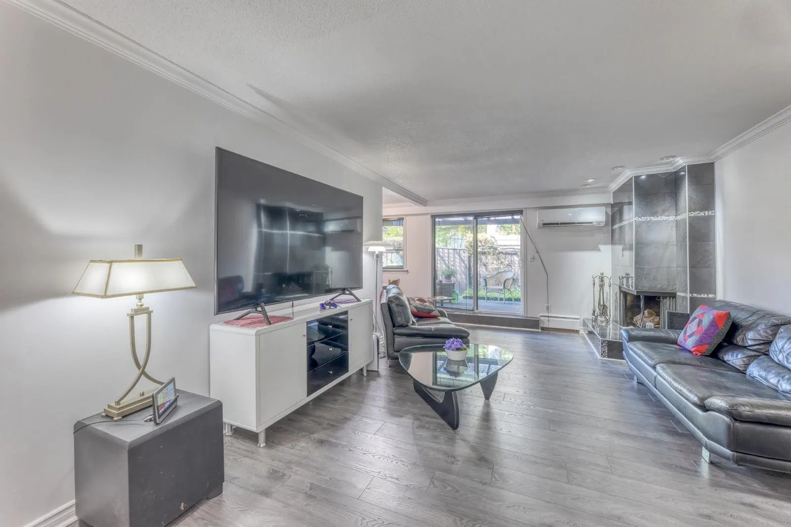Photo 1 of 28 at 8951 Horne Street