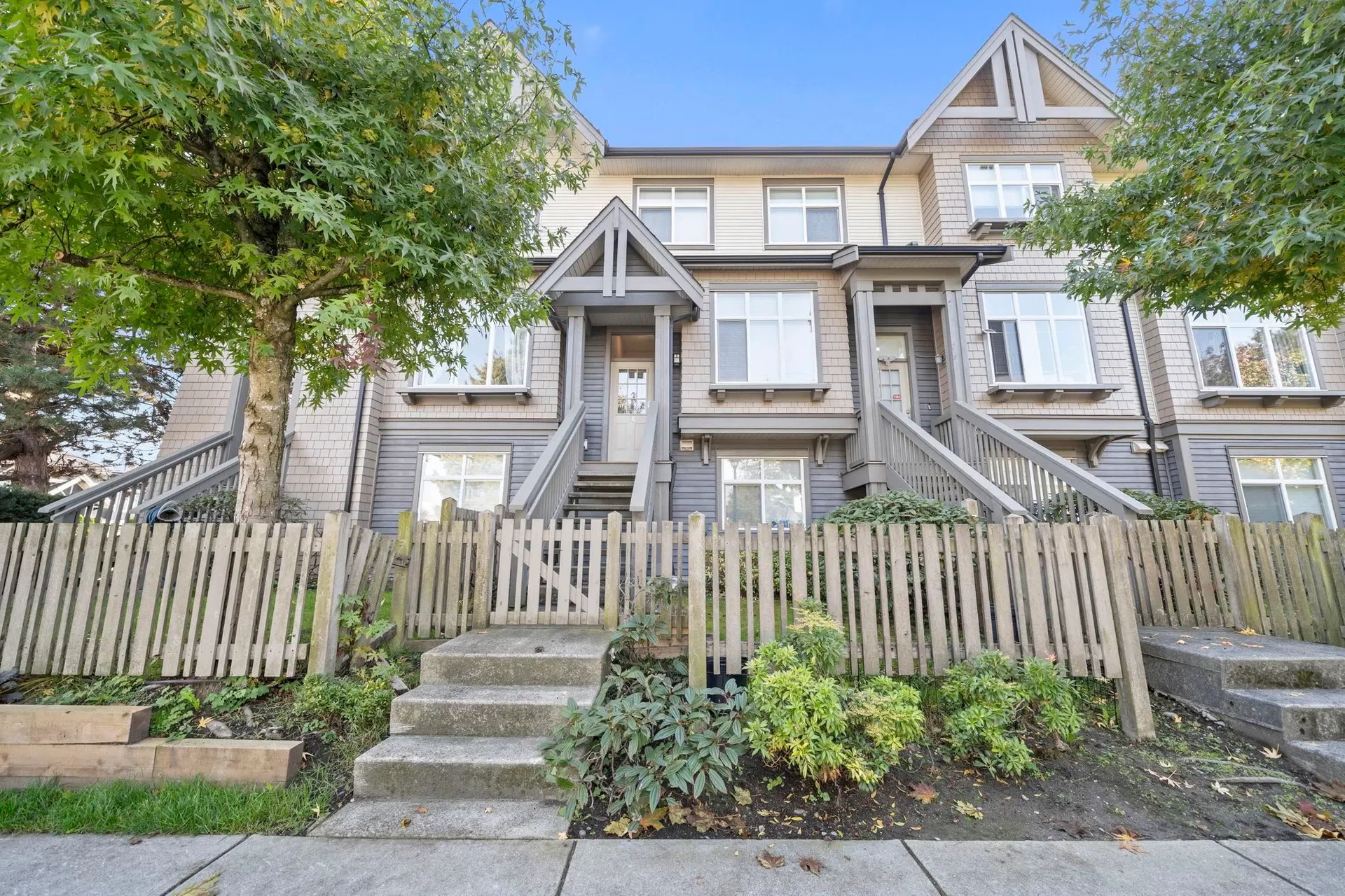 Photo 2 of 33 at #86 – 9800 Odlin Road
