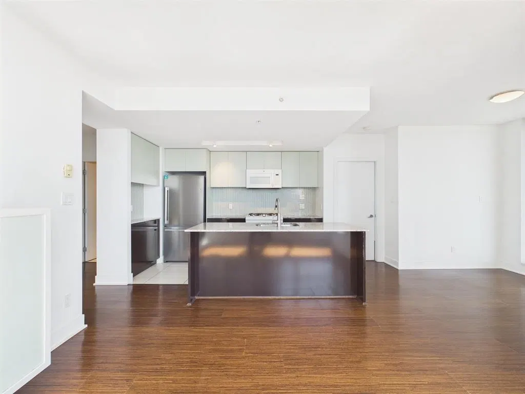 Photo 3 of 34 at #3106 – 4808 Hazel Street