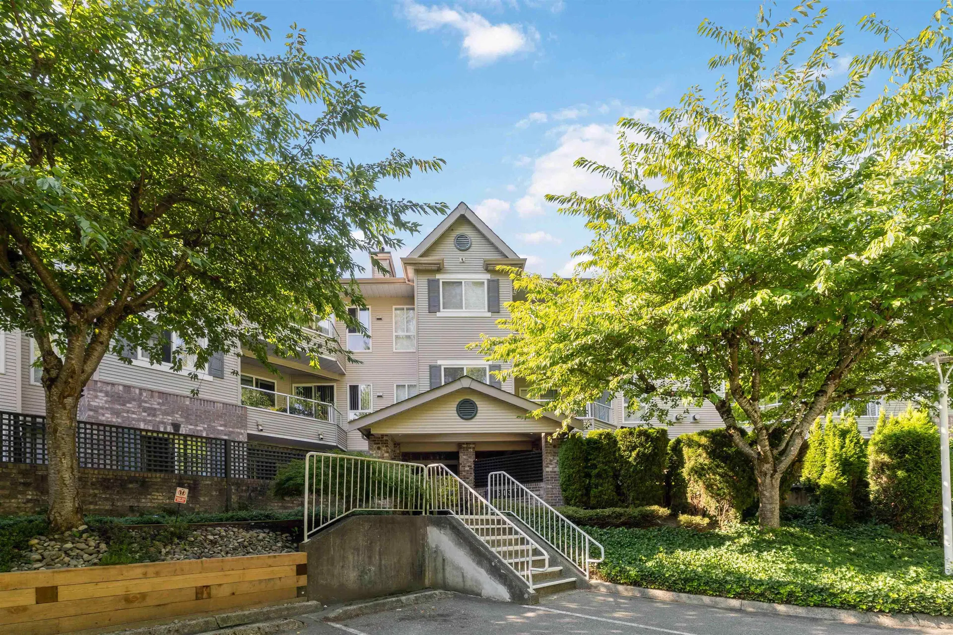 Photo 2 of 30 at #105 – 16137 83 Avenue