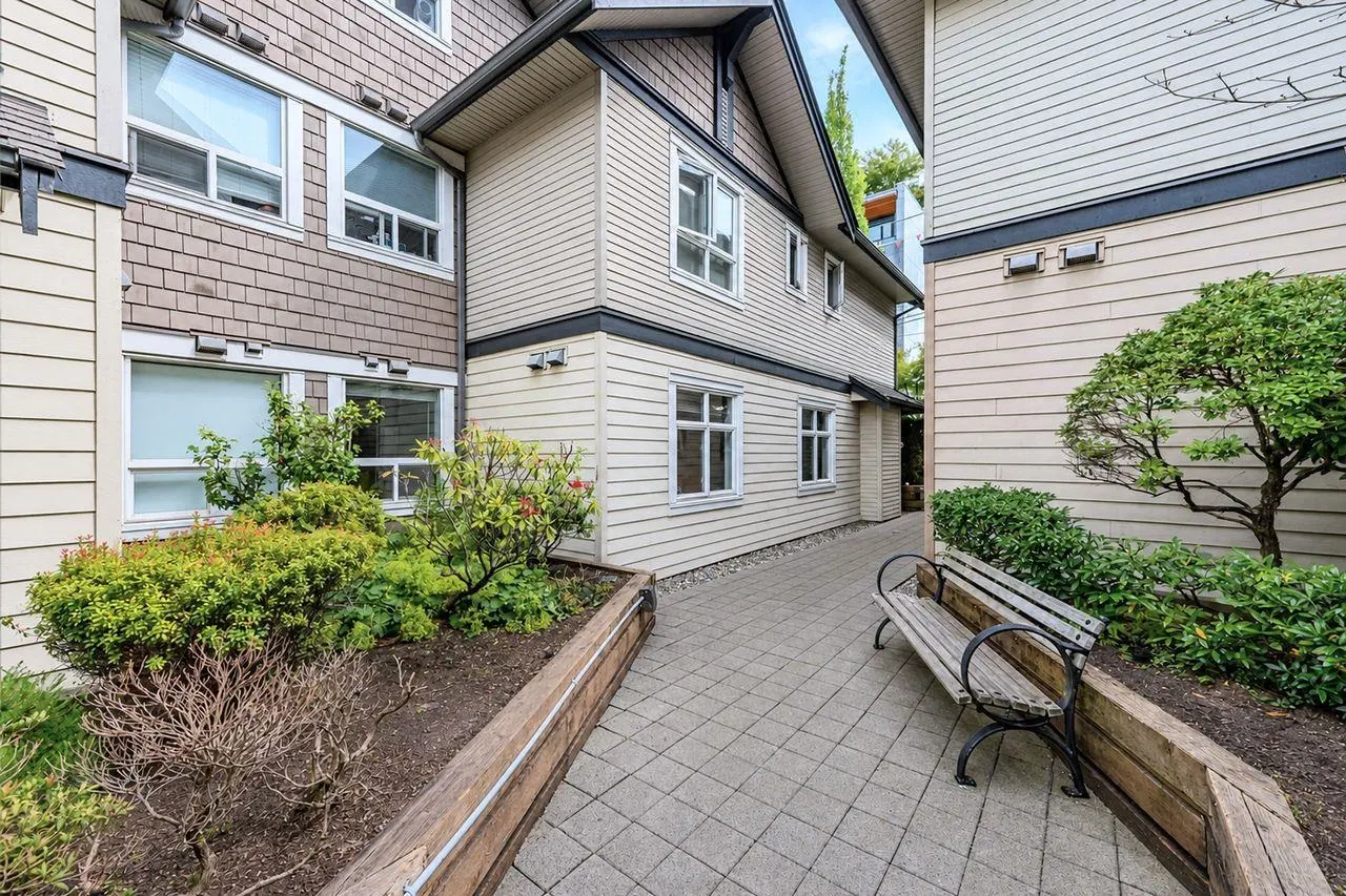Photo 2 of 21 at #306 – 4468 Albert Street