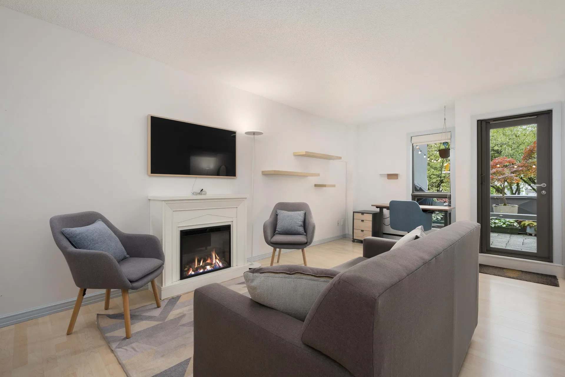 #106 – 1477 Fountain Way