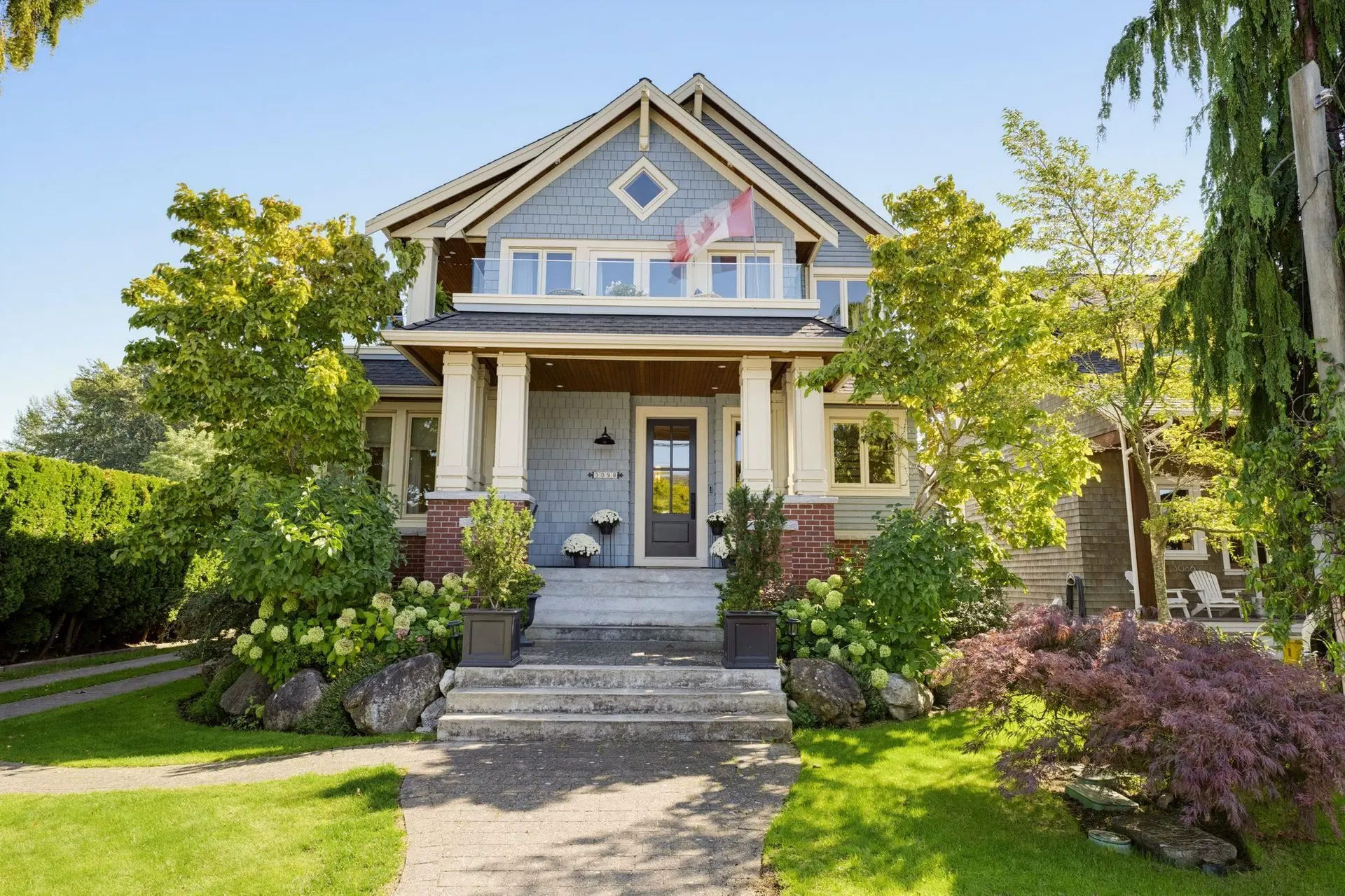 3098 Mcbride Avenue