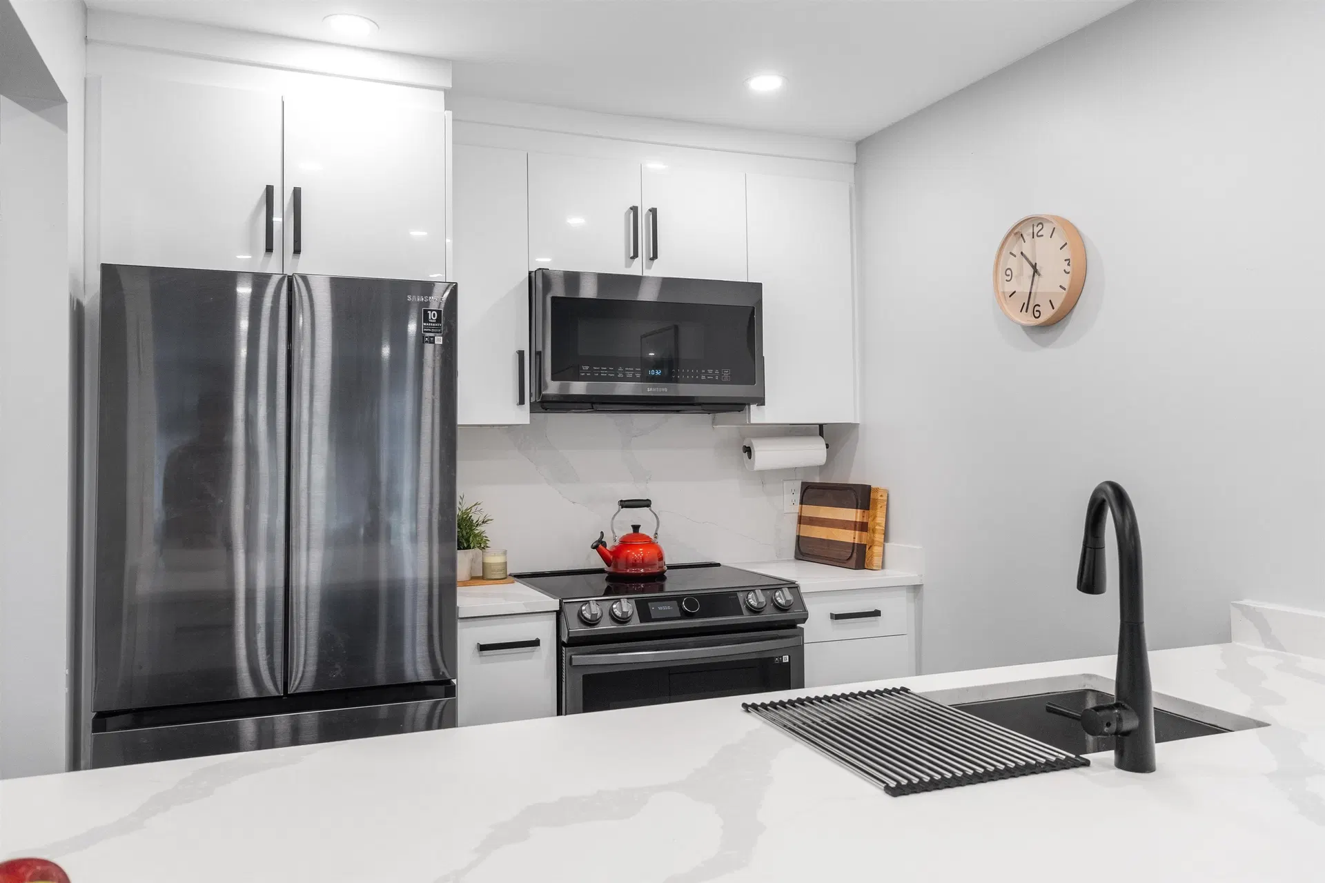 Photo 4 of 27 at #217 – 7377 Salisbury Avenue
