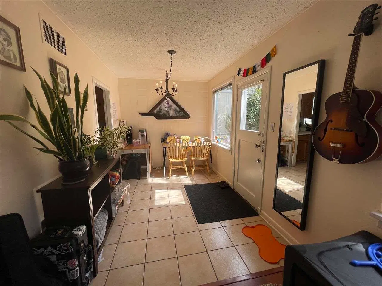 Photo 3 of 15 at 88 W 48th Avenue
