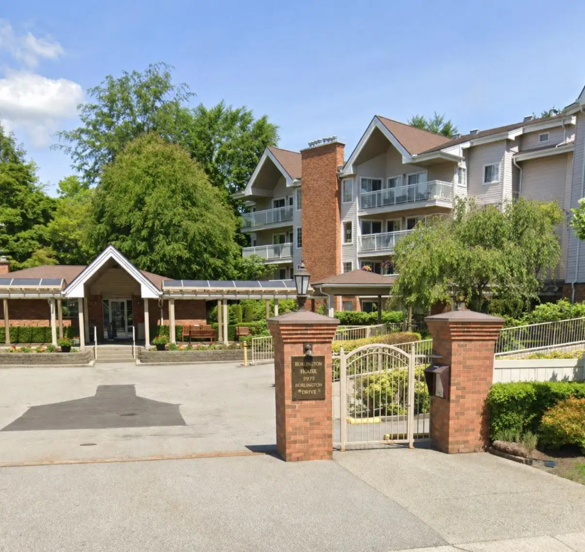 #303 – 2973 Burlington Drive