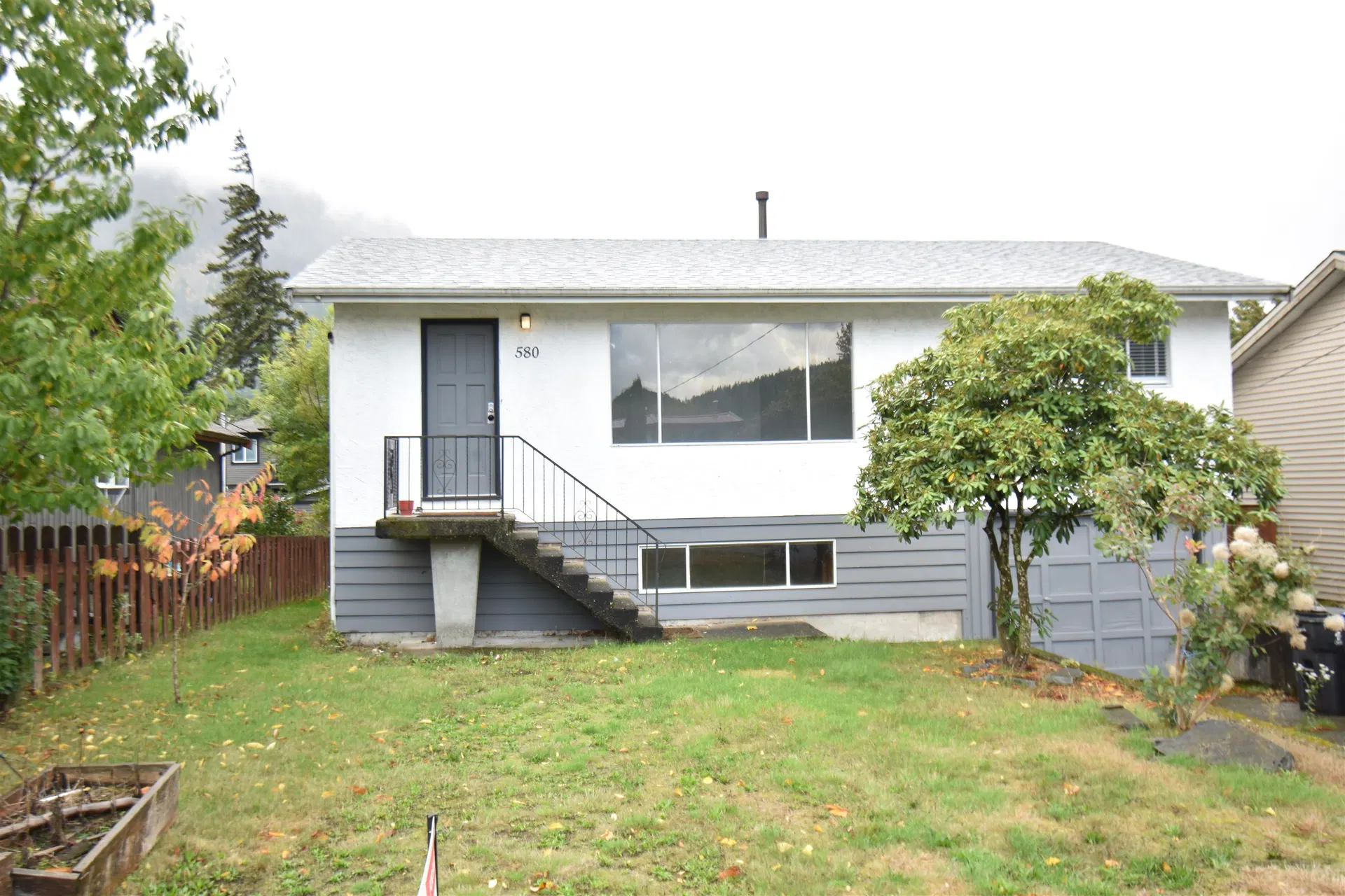 Photo 1 of 1 at 580 Rupert Street