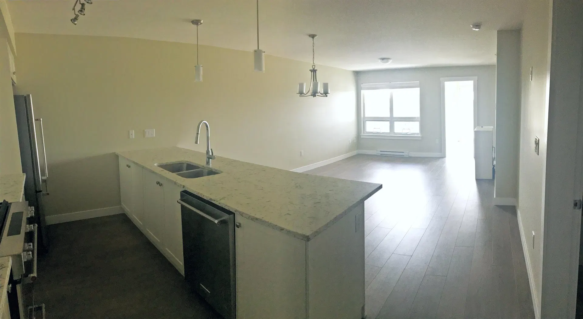 Photo 5 of 28 at #302 – 4815 55b Street