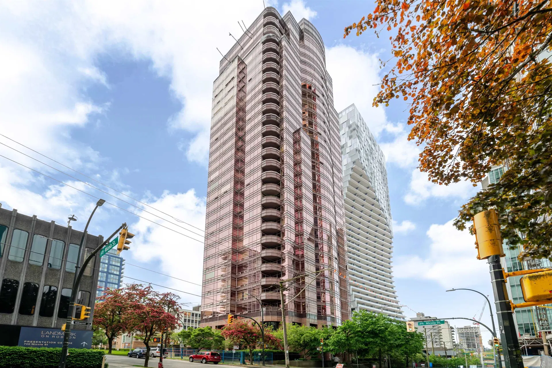Photo 2 of 18 at #1B – 1500 Alberni Street