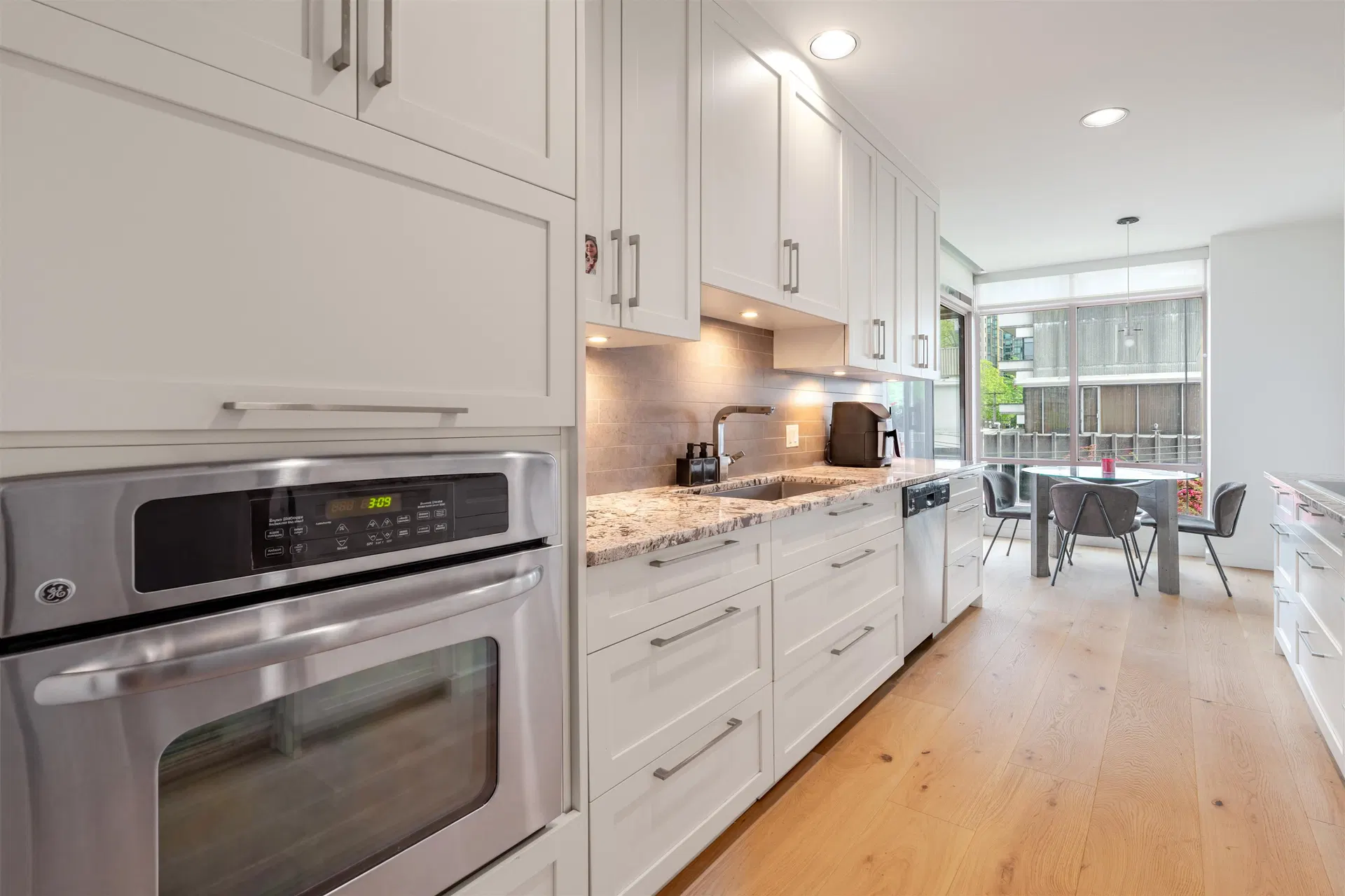 Photo 5 of 18 at #1B – 1500 Alberni Street