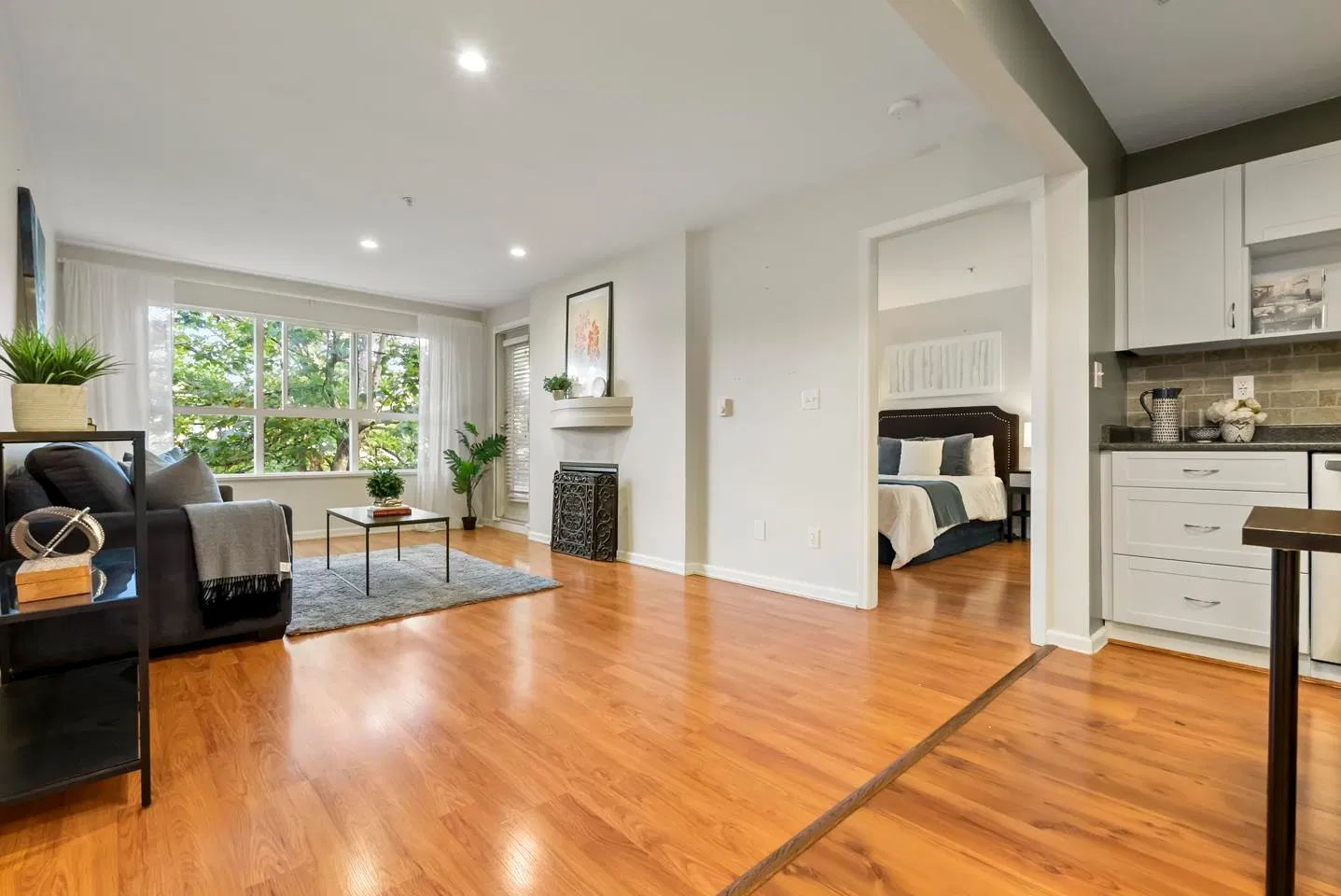 Photo 5 of 28 at #311 – 10188 155 Street