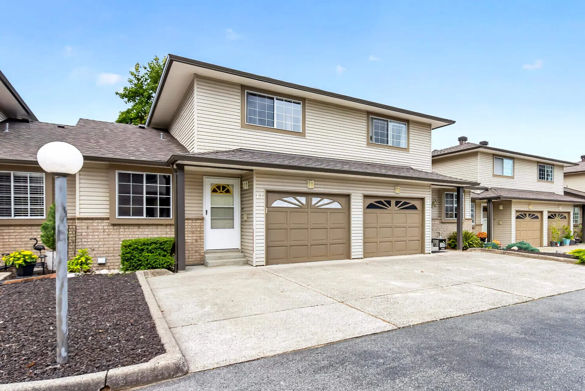 Photo 2 of 30 at #13 – 19270 119 Avenue