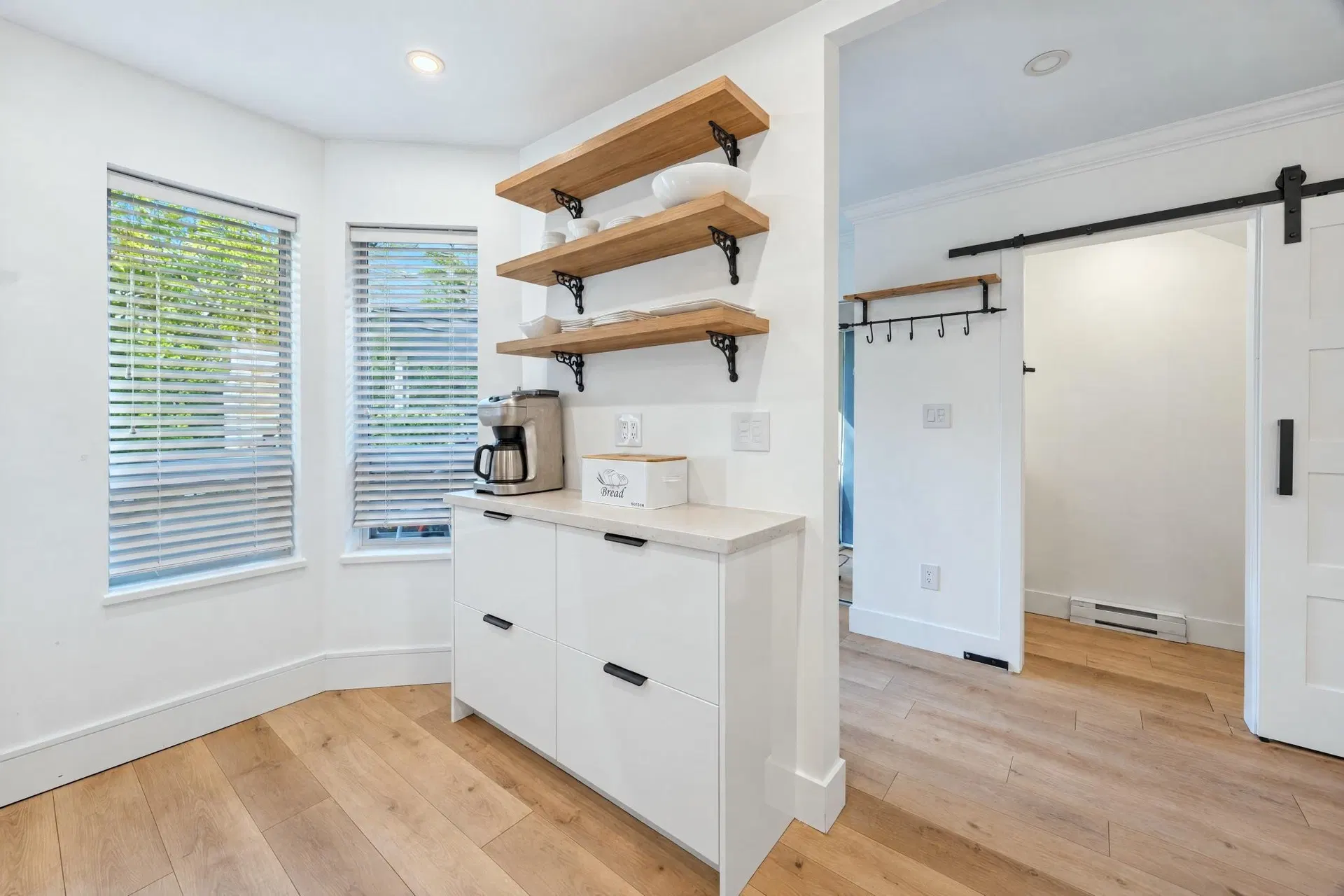 Photo 5 of 27 at #29 – 4311 Sophia Street