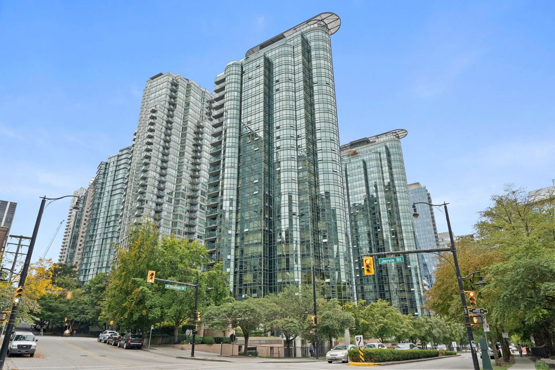 Photo 1 of 26 at #508 – 555 Jervis Street