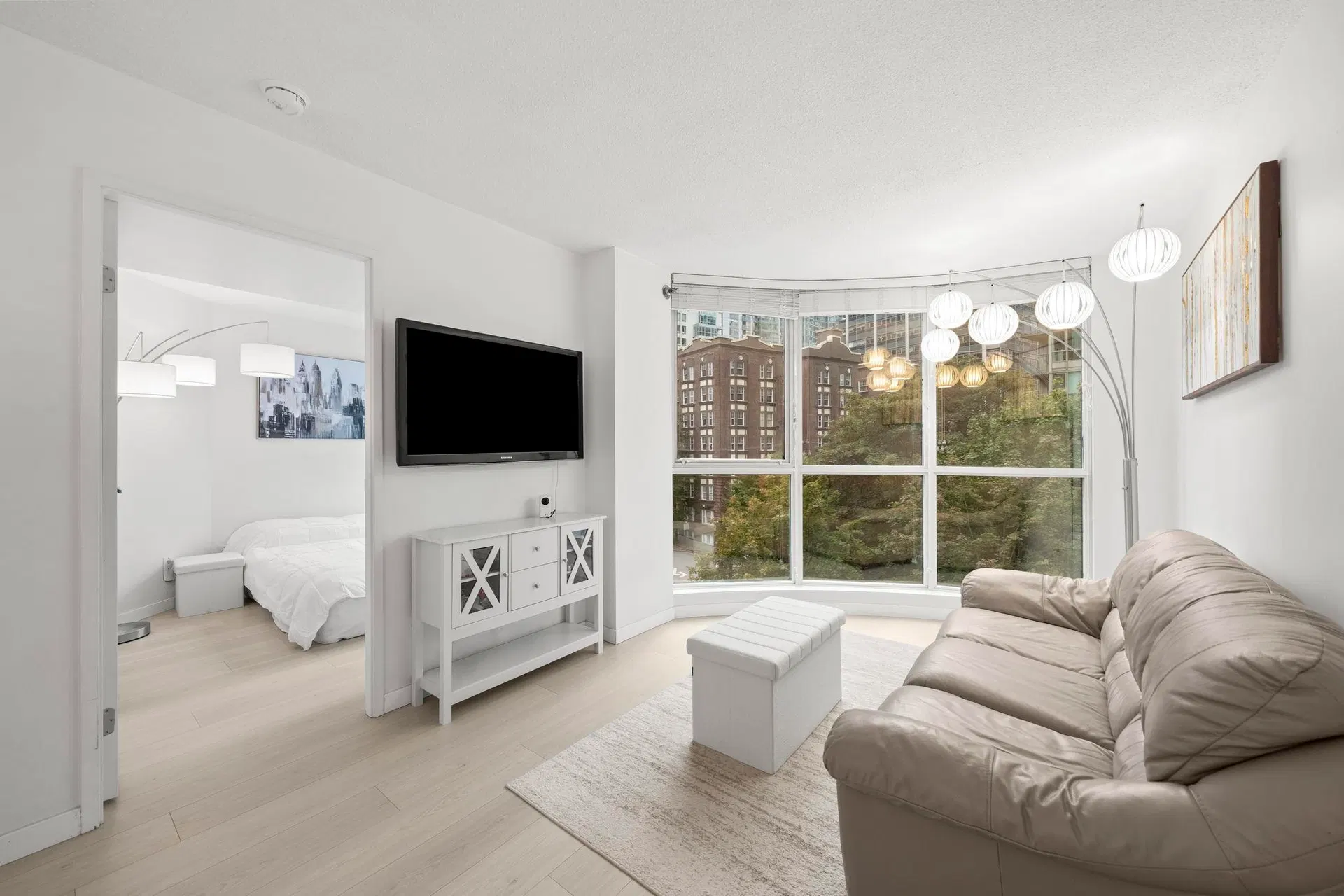 Photo 3 of 26 at #508 – 555 Jervis Street