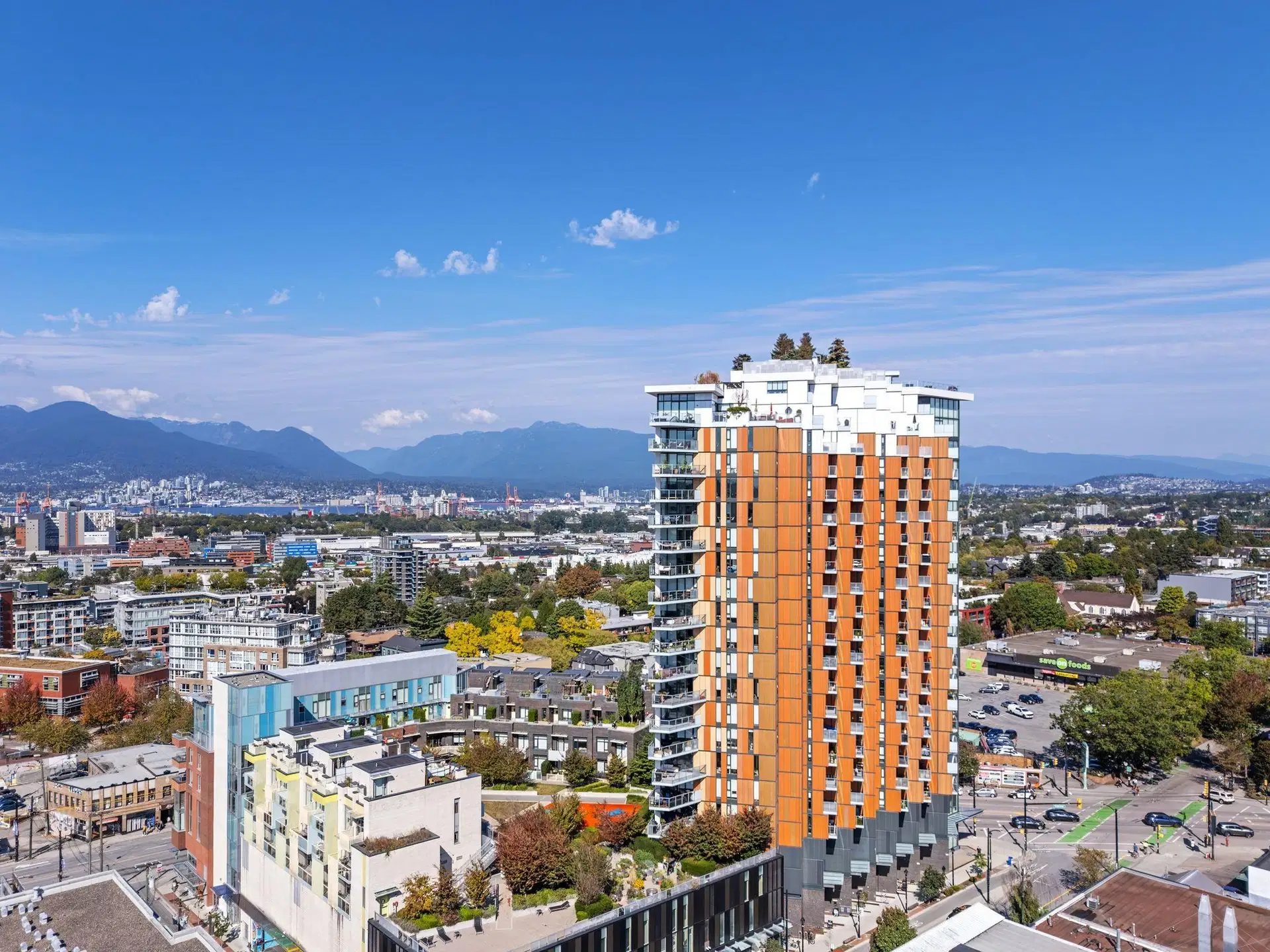 #1911 – 285 10th Avenue
