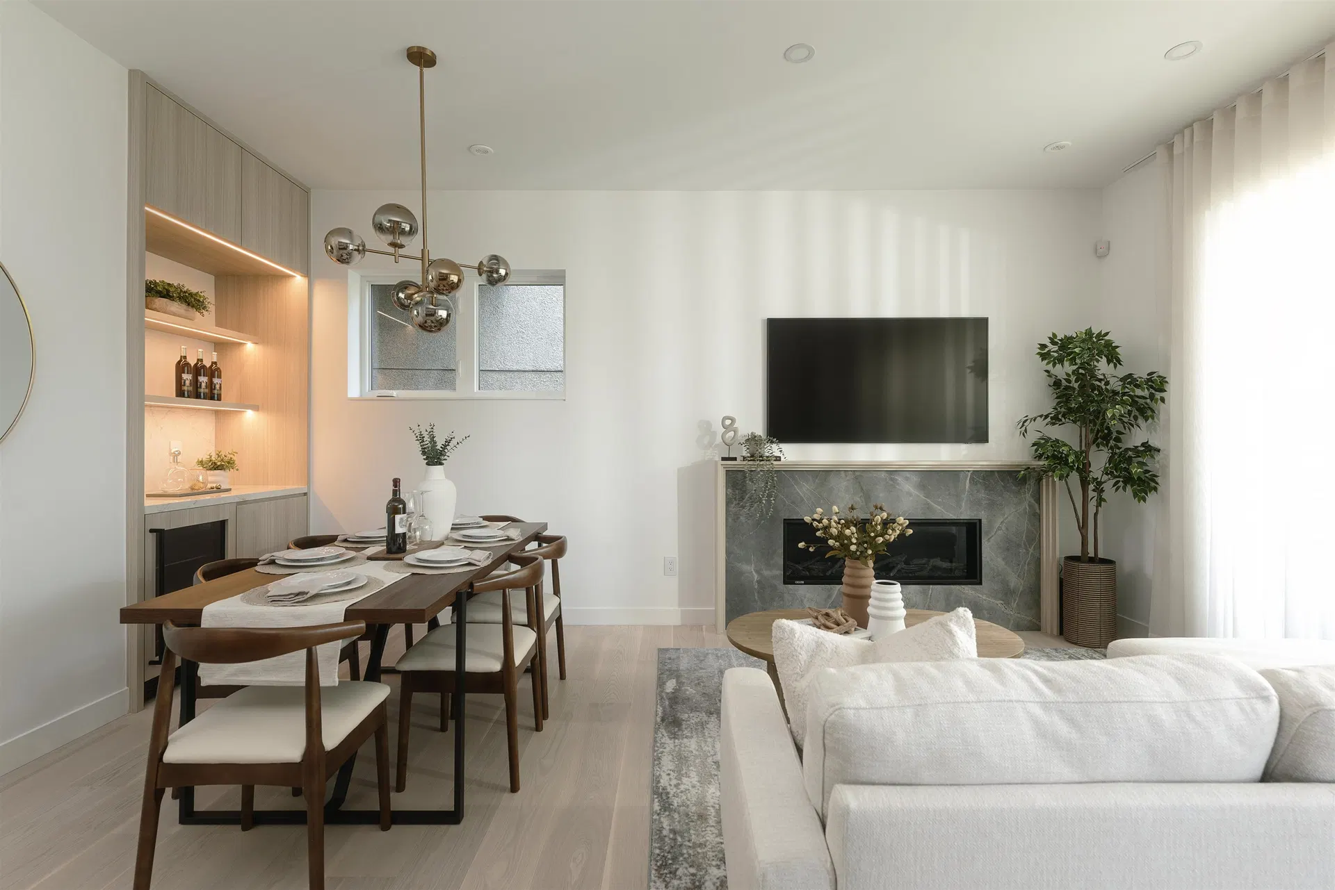 Photo 5 of 23 at #1 – 2755 W 11th Avenue