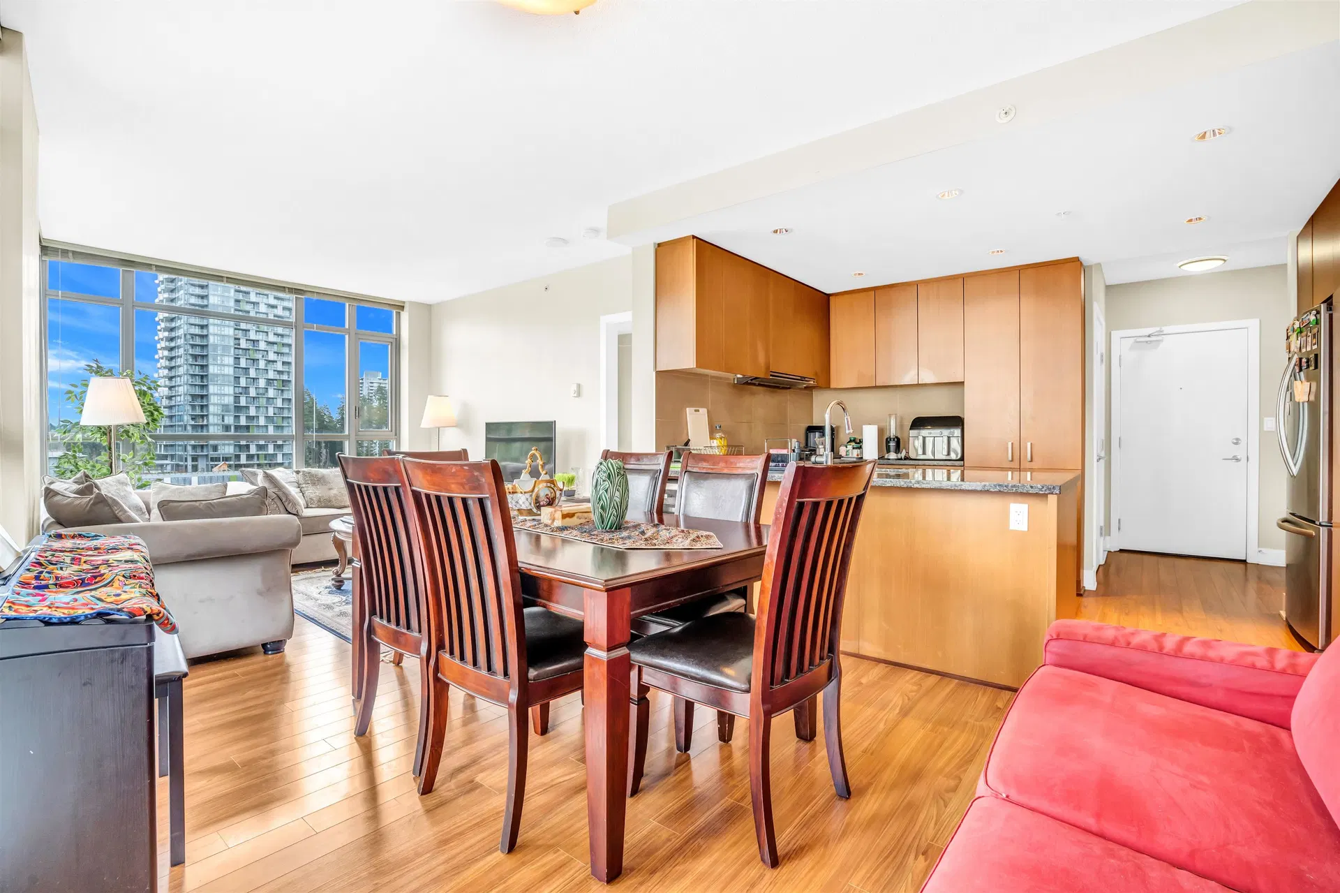Photo 1 of 25 at #1003 – 3008 Glen Drive