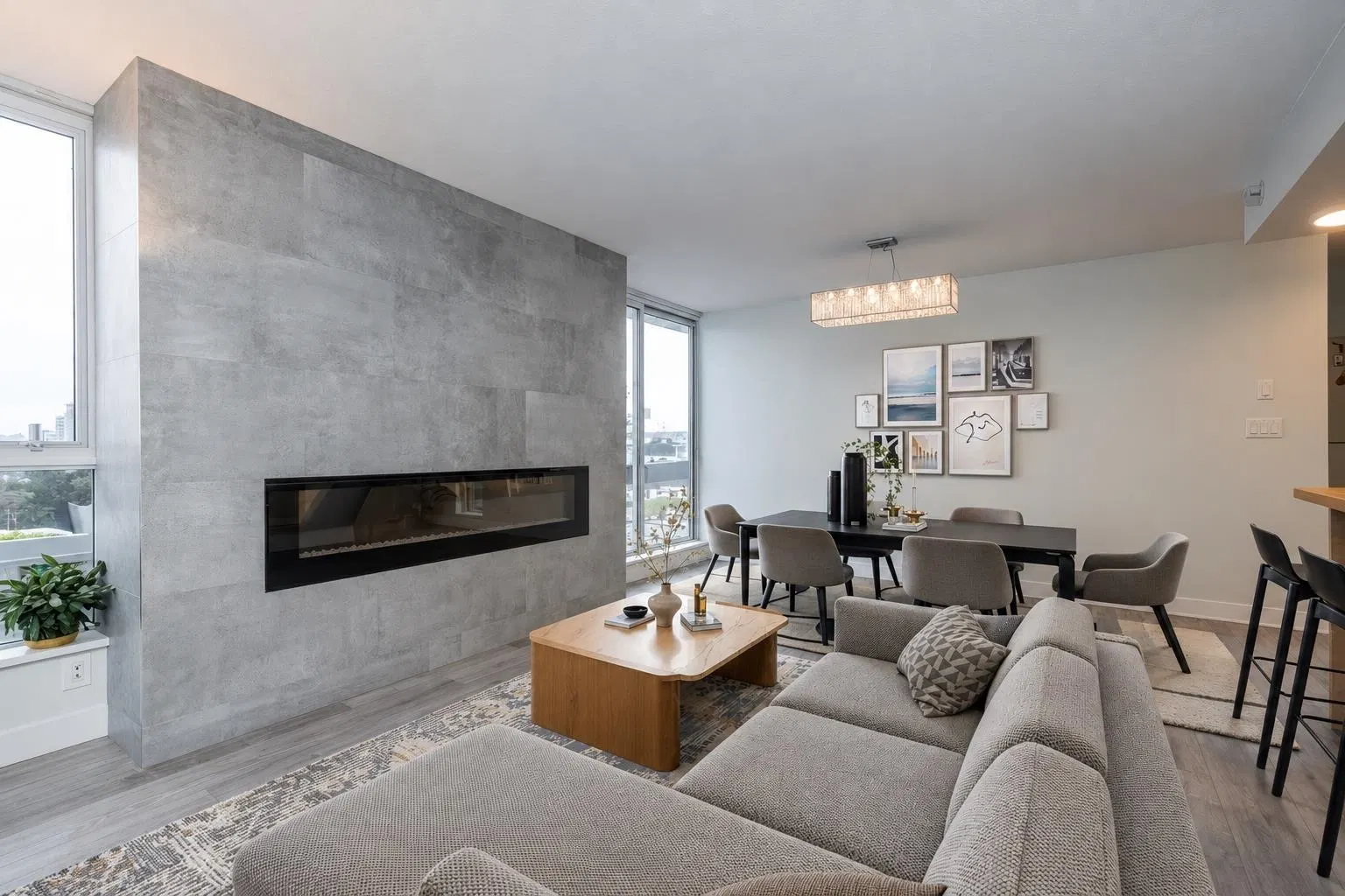 Photo 4 of 22 at #2508 – 788 Hamilton Street