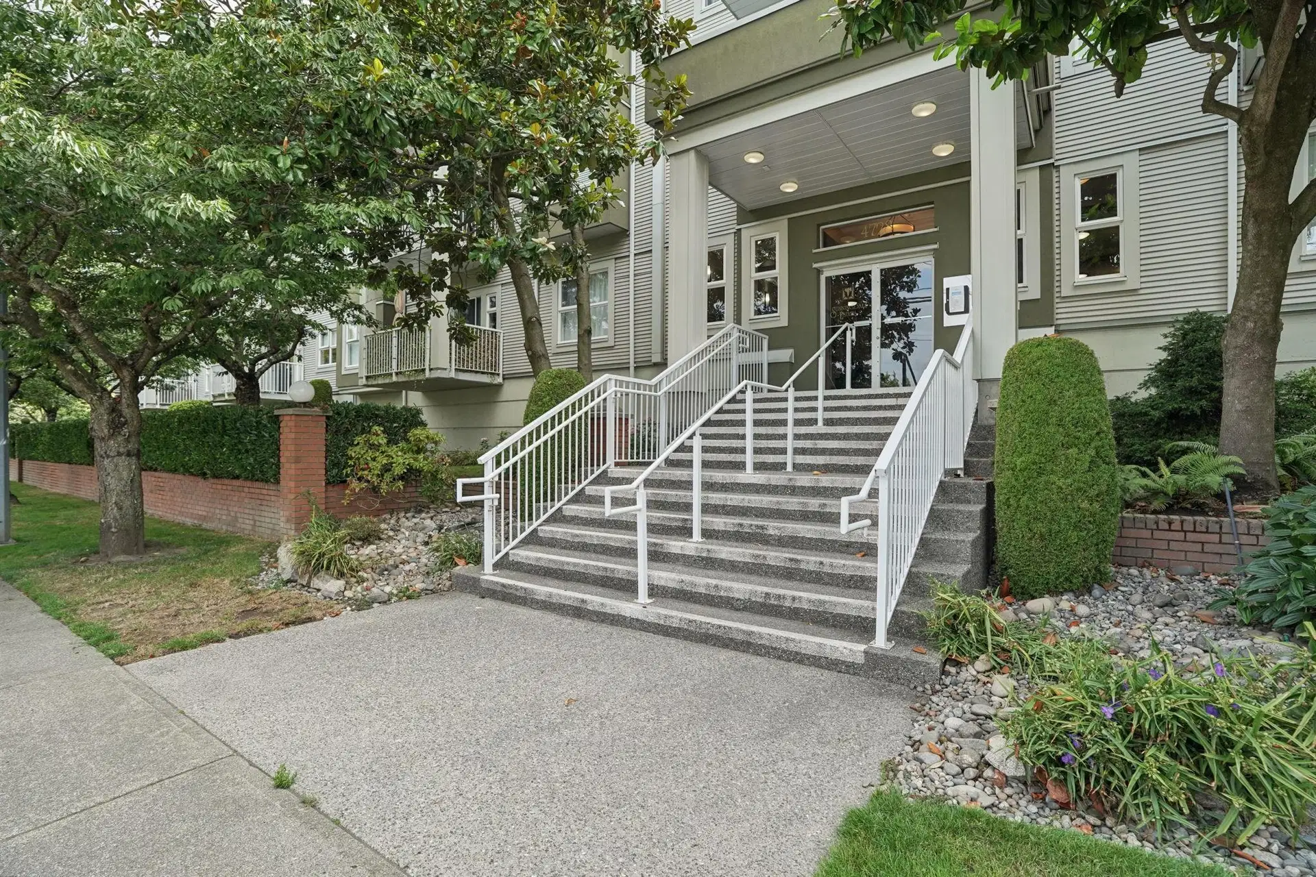 #308 – 4728 53 Street