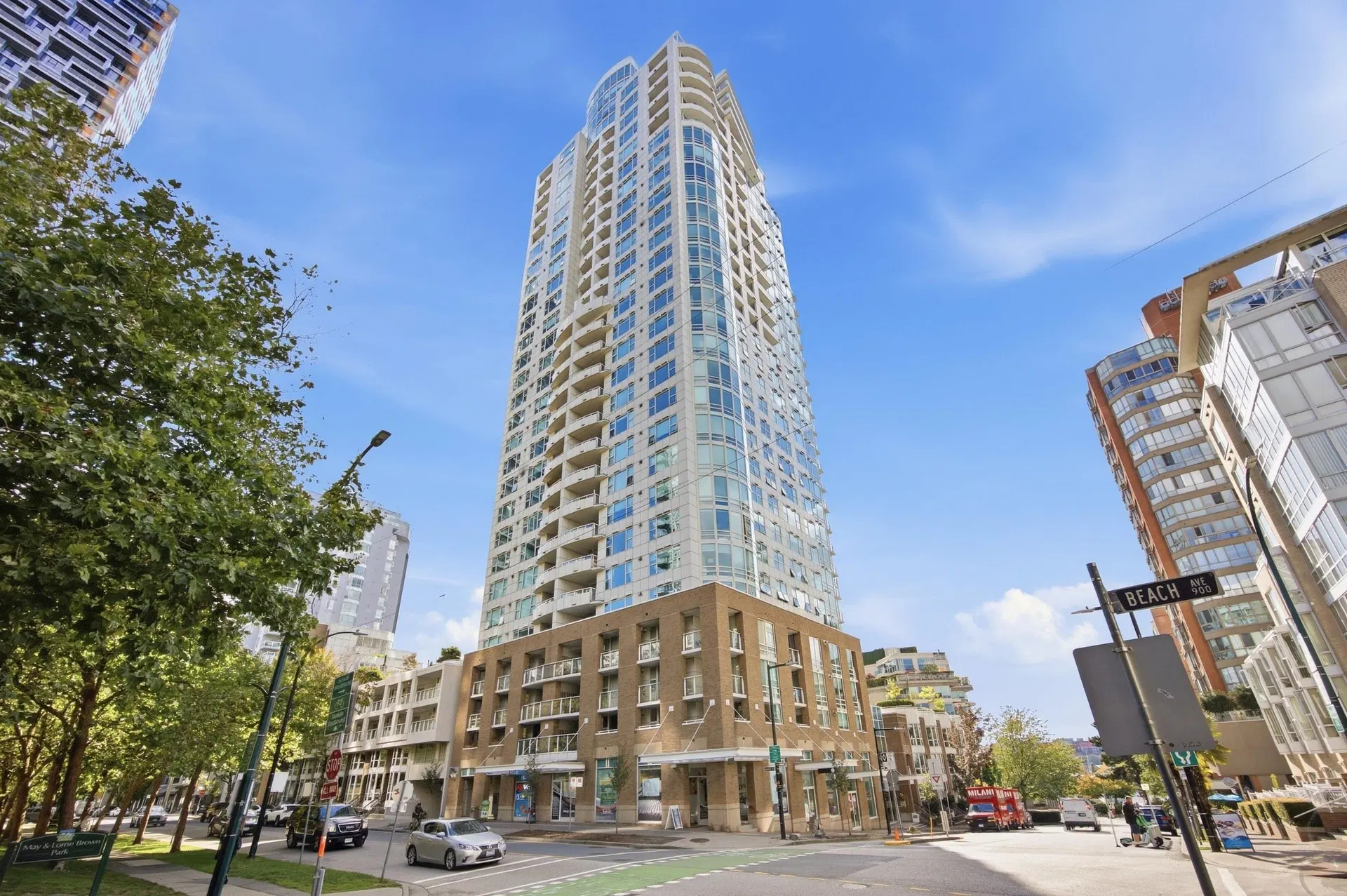 #706 – 1500 Hornby Street
