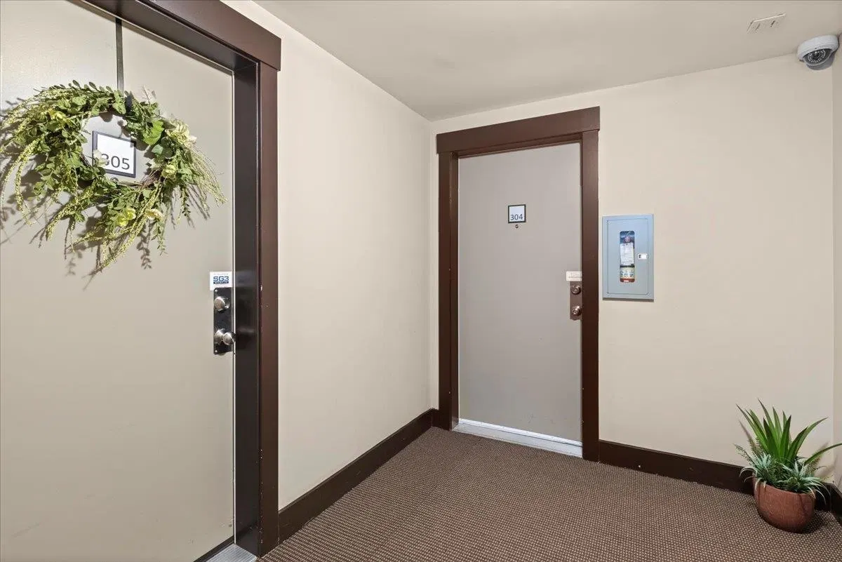 Photo 5 of 34 at #304 – 14960 102a Avenue