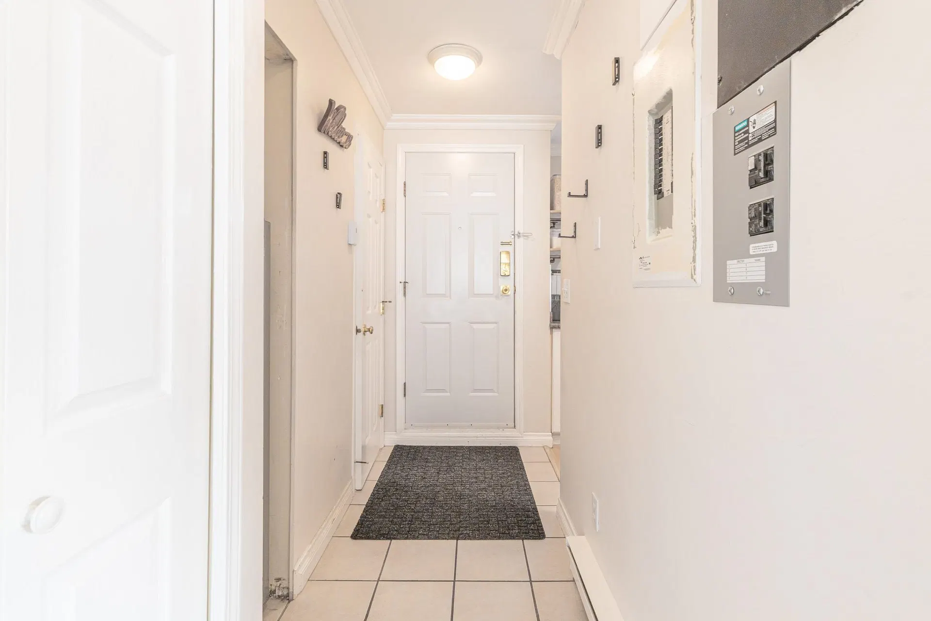 Photo 4 of 30 at #107 – 1570 Prairie Avenue