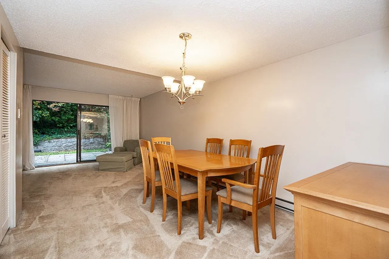 Photo 5 of 35 at 4248 Garden Grove Drive