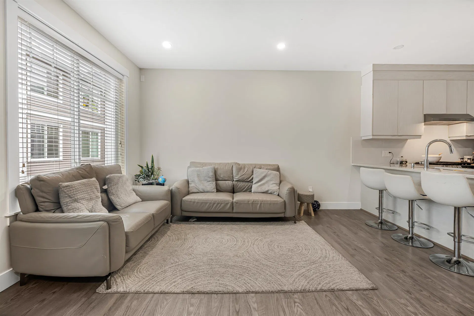 Photo 4 of 30 at #20 – 8033 166b Street