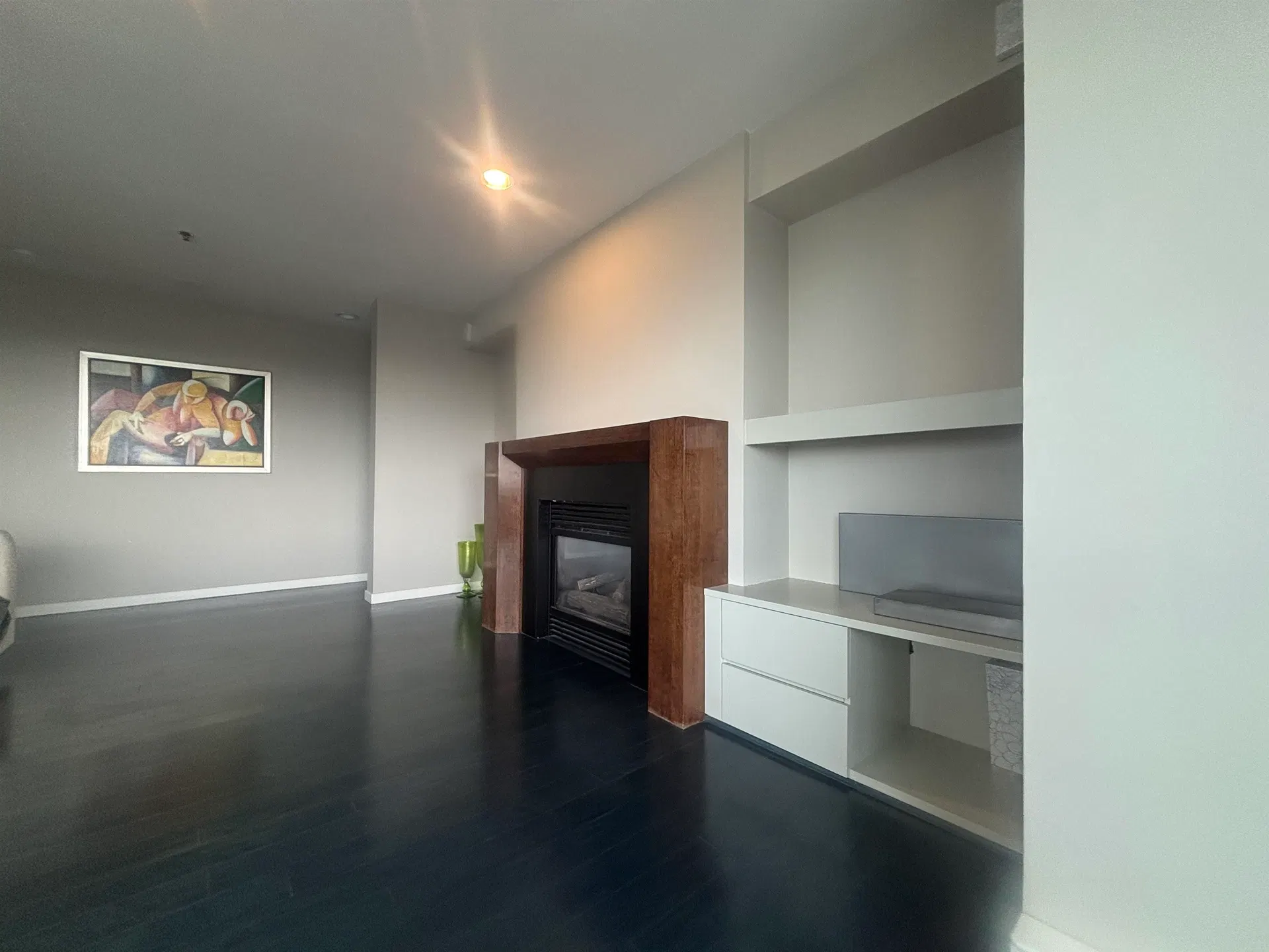Photo 2 of 33 at #1100 – 5890 Balsam Street