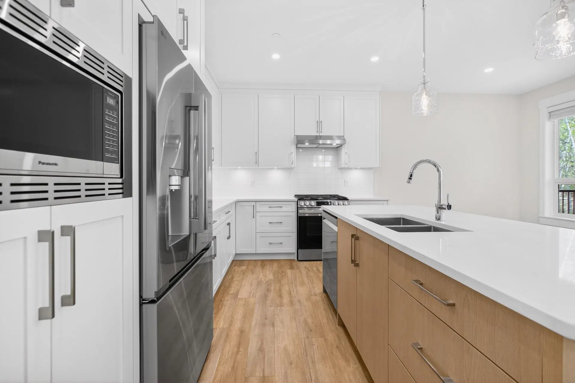 Photo 4 of 40 at 13618 231 Street