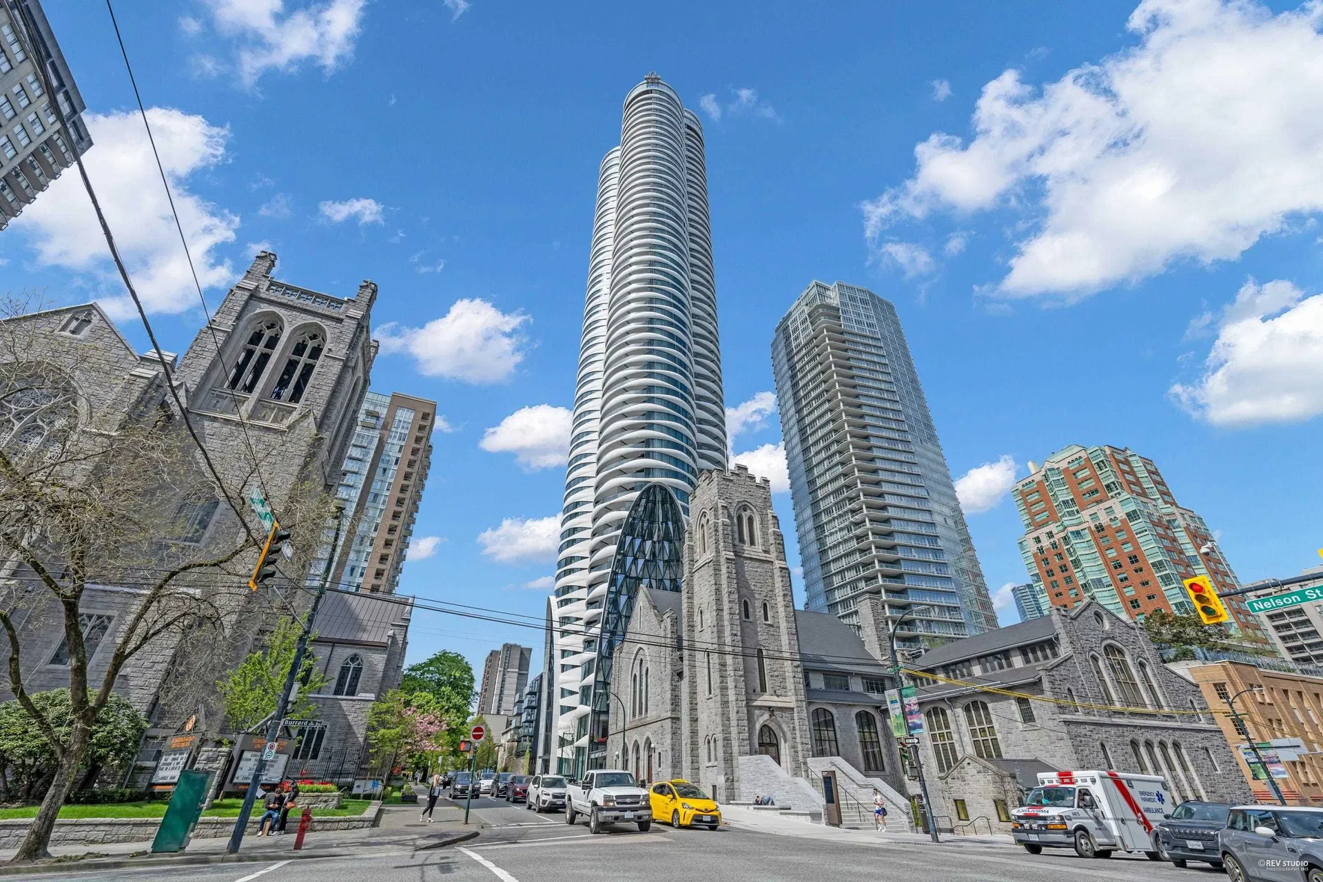 #2207 – 1033 Nelson Street