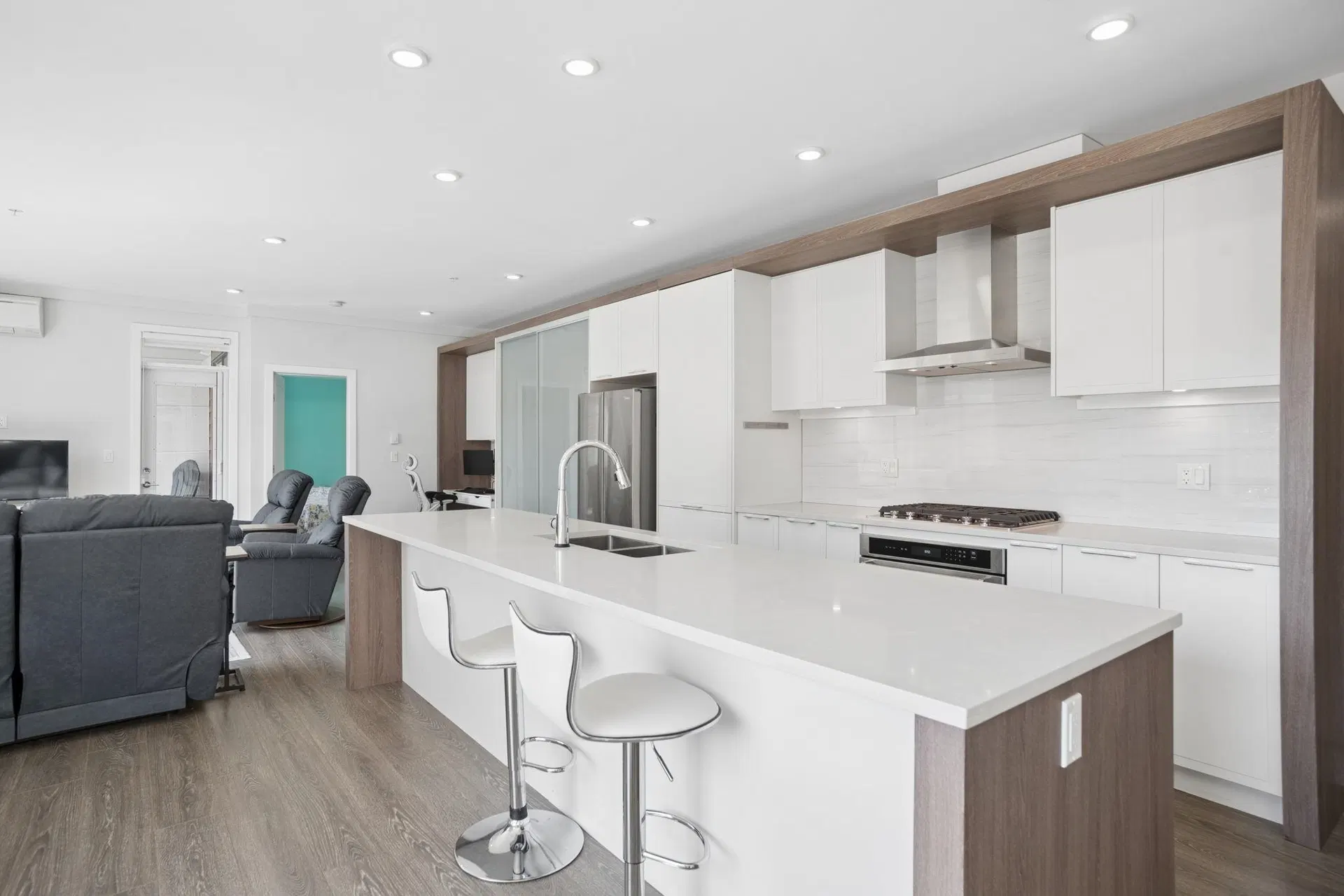 Photo 3 of 37 at #216 – 11507 84 Avenue