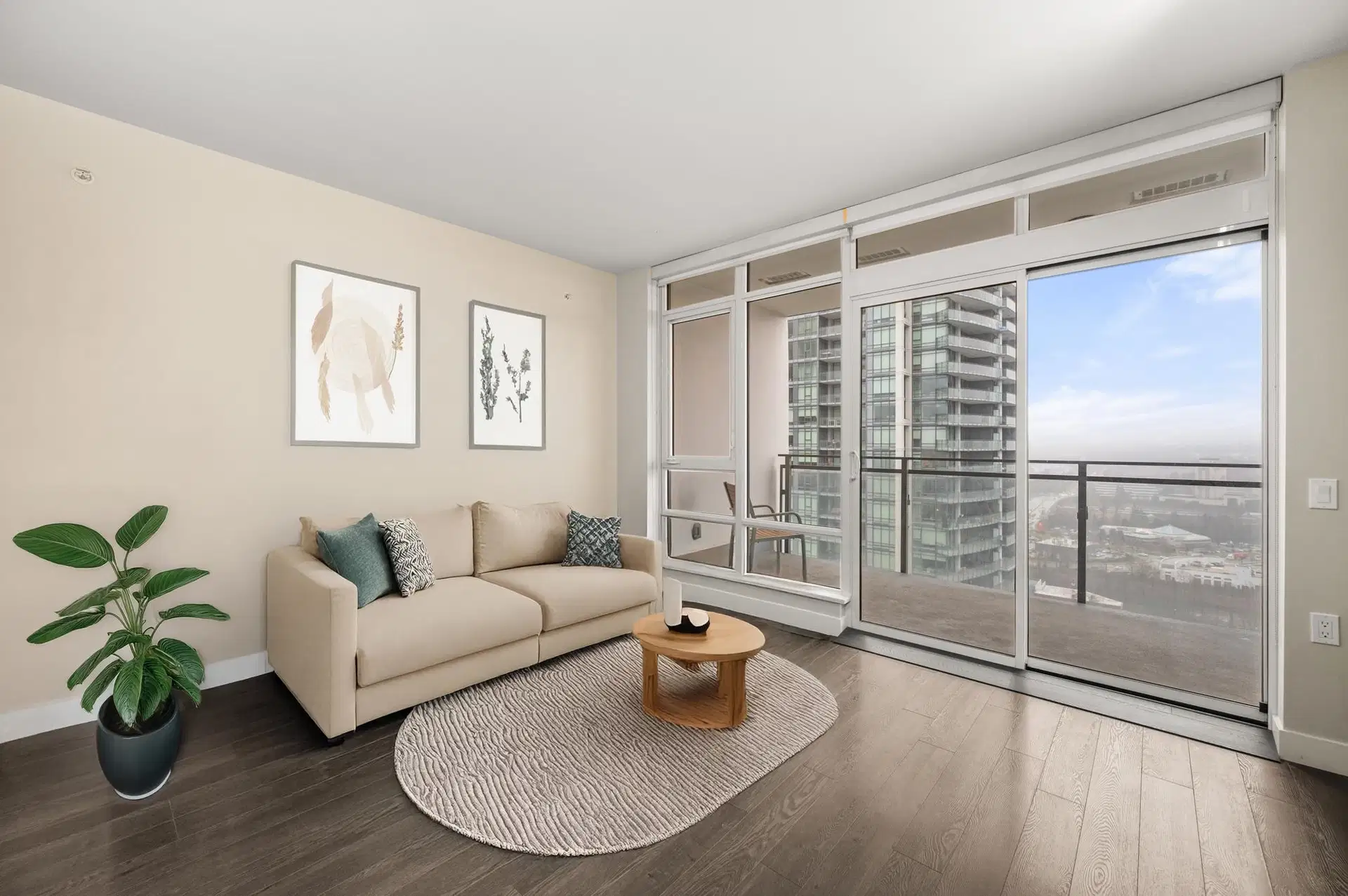 #2308 – 2008 Rosser Avenue