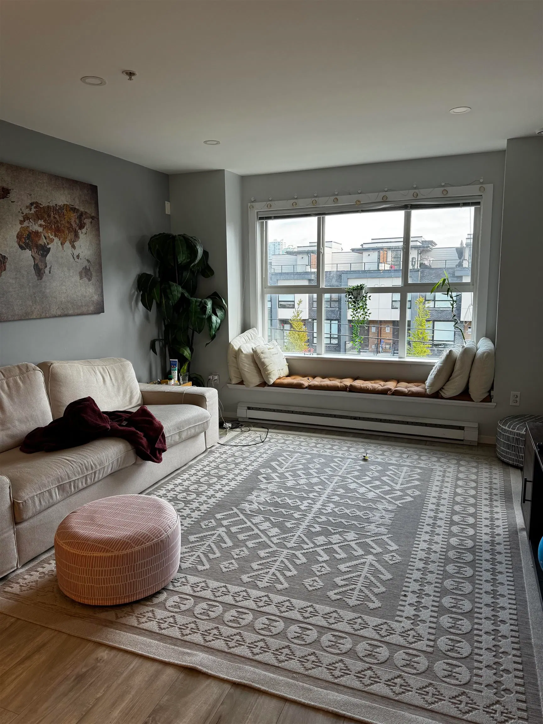 Photo 2 of 11 at #309 – 5889 Irmin Street