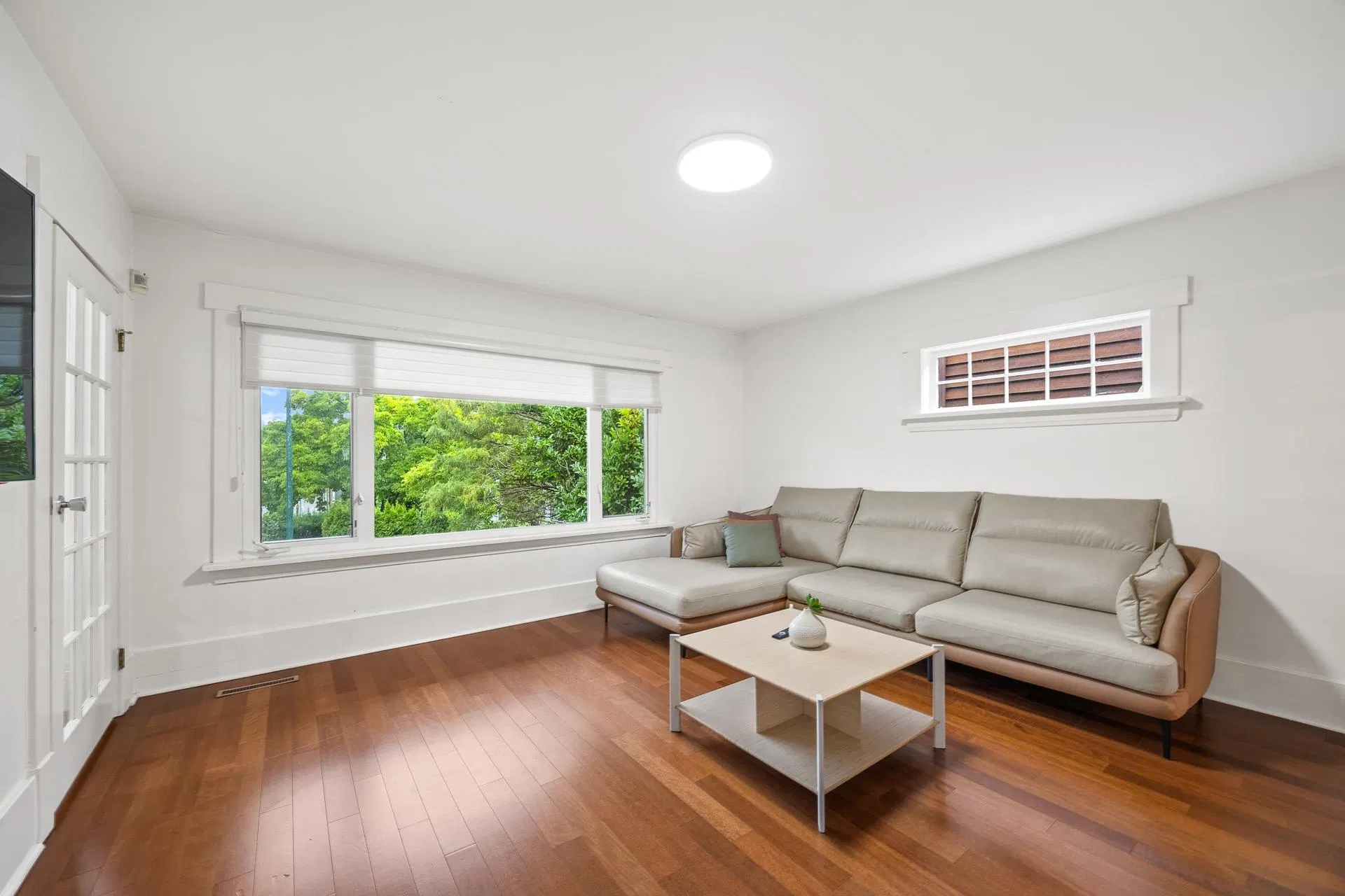 Photo 5 of 35 at 3276 W 21st Avenue