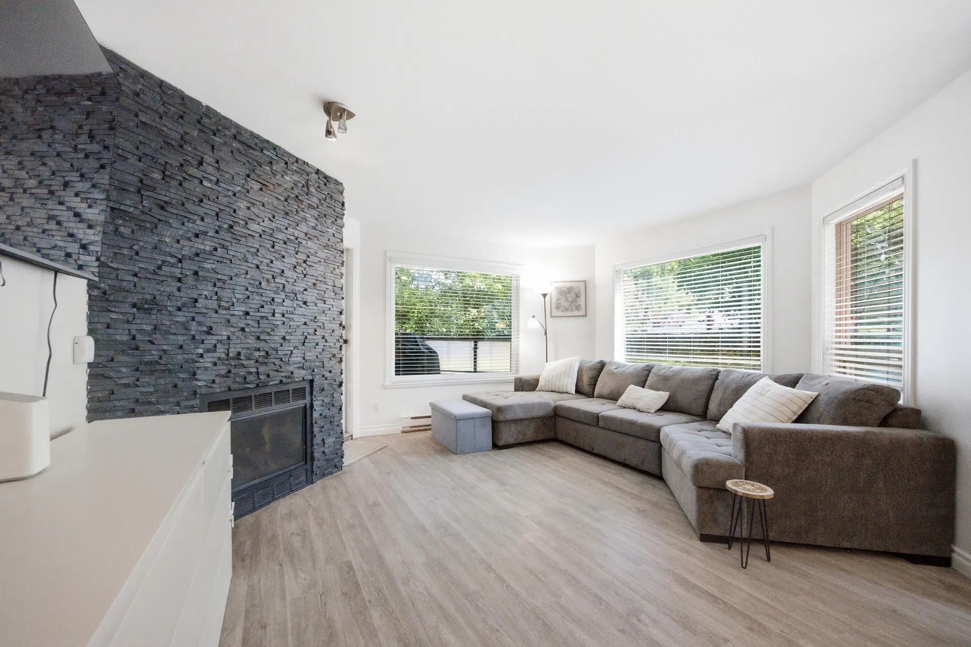 Photo 5 of 27 at #101 – 175 W 4th Street