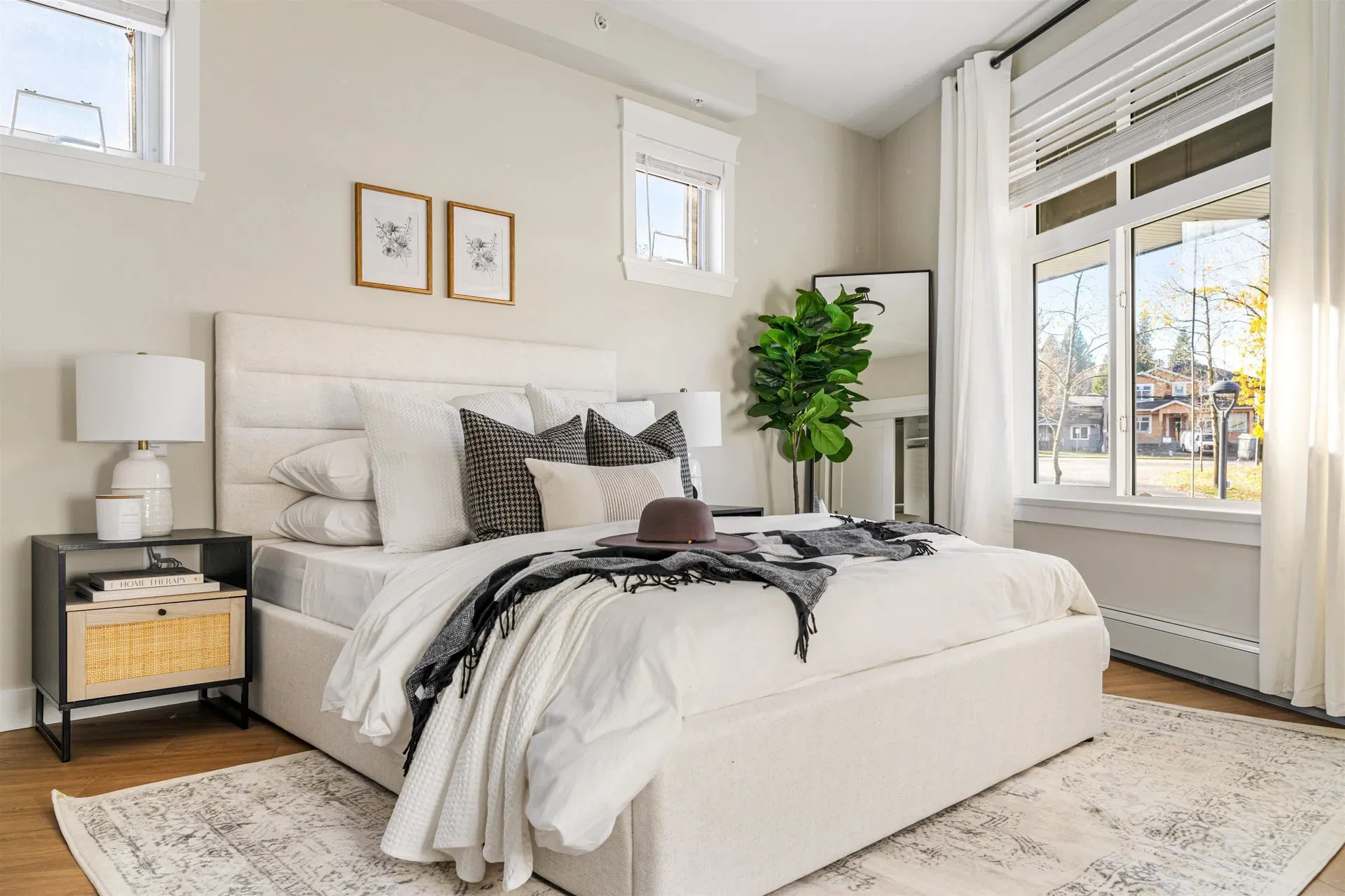Photo 4 of 11 at #501 – 11035 Ravine Road