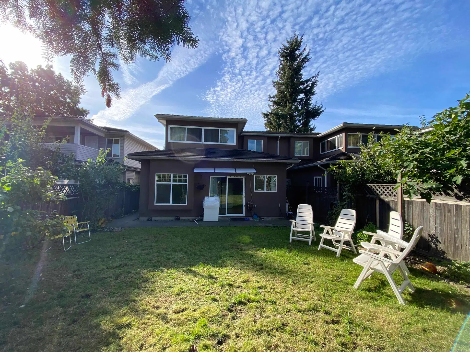 Garden Suite – 6000 Rumble Street