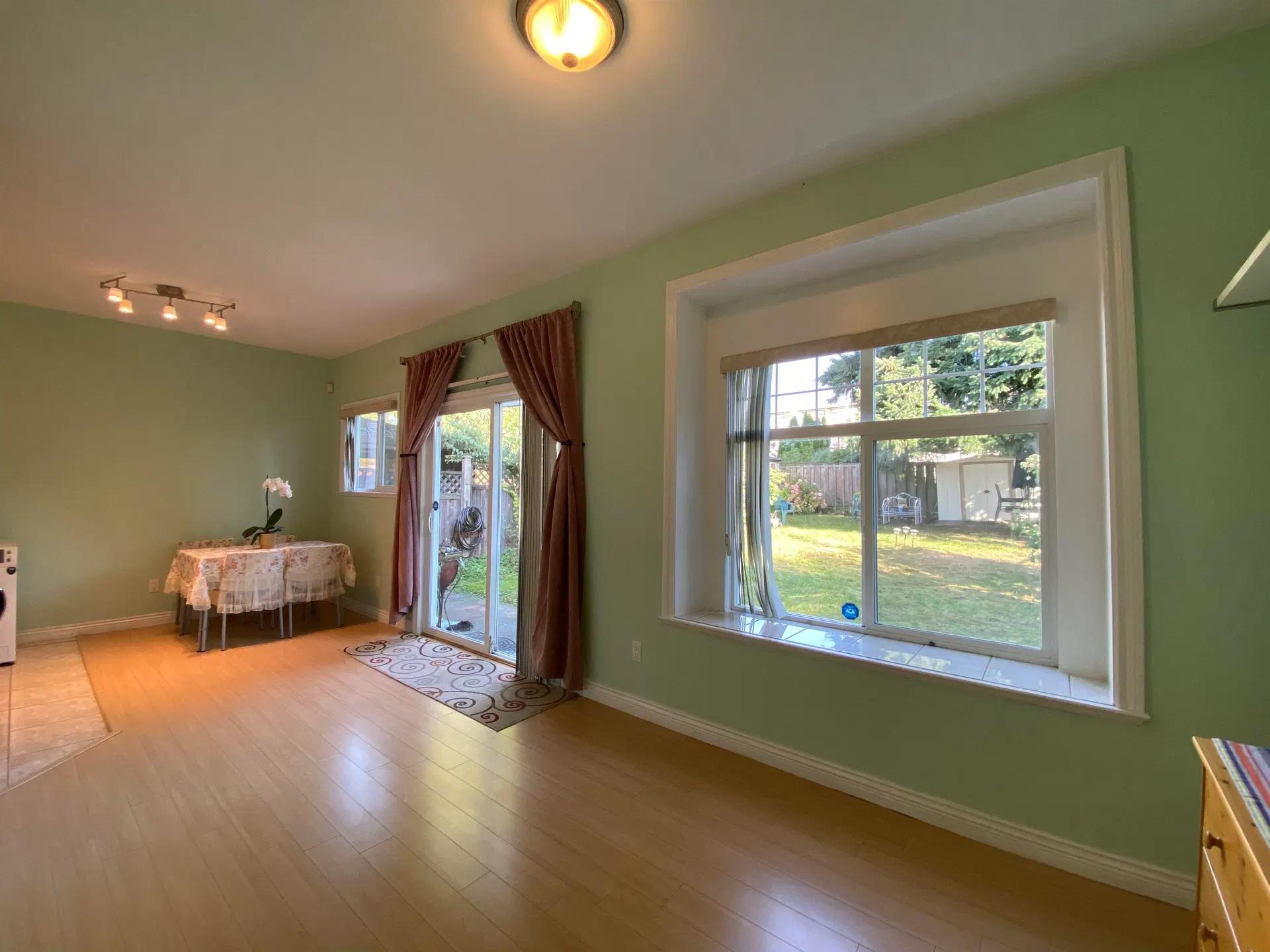 Photo 5 of 20 at Garden Suite – 6000 Rumble Street