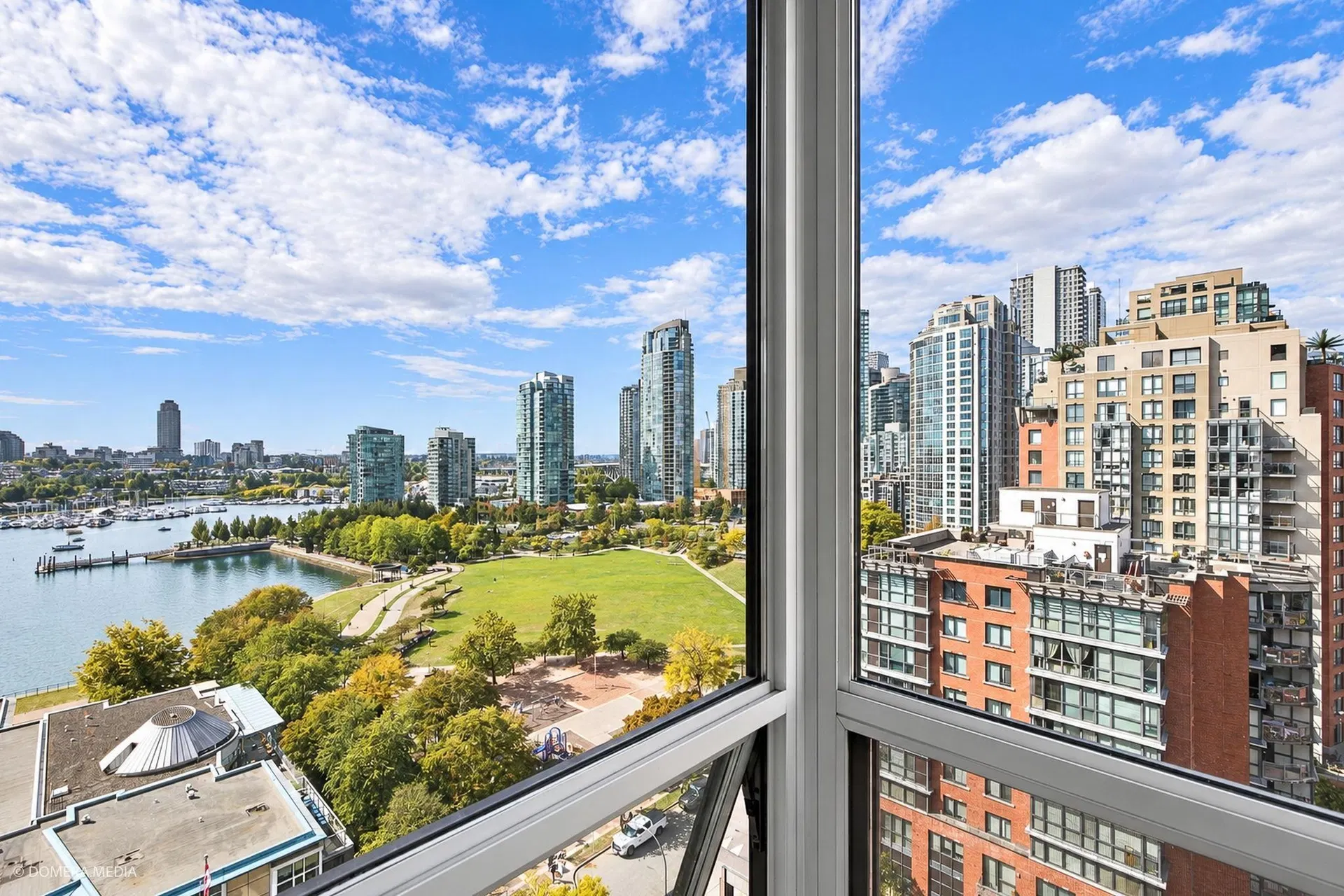 Photo 1 of 28 at #17D – 139 Drake Street