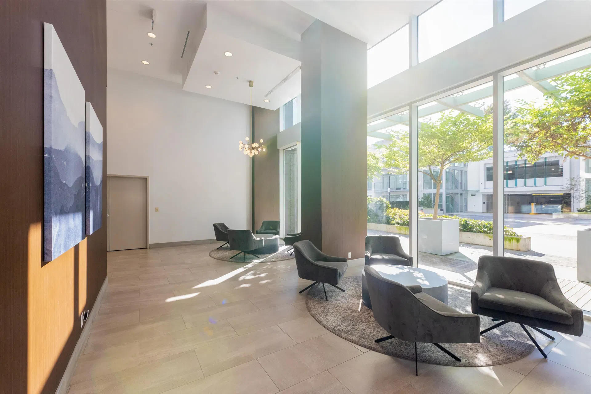 Photo 2 of 32 at #1206 – 2311 Beta Avenue