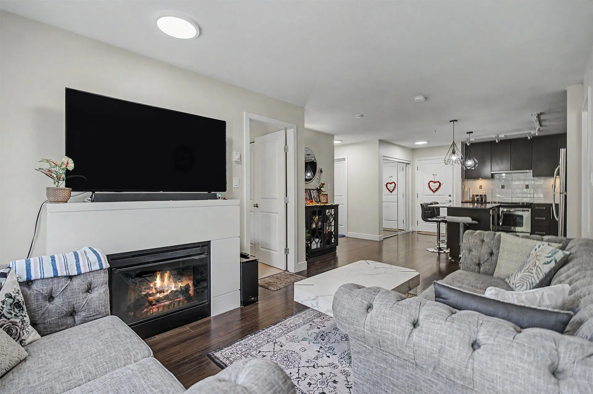 Photo 5 of 28 at #252 – 15850 26 Avenue