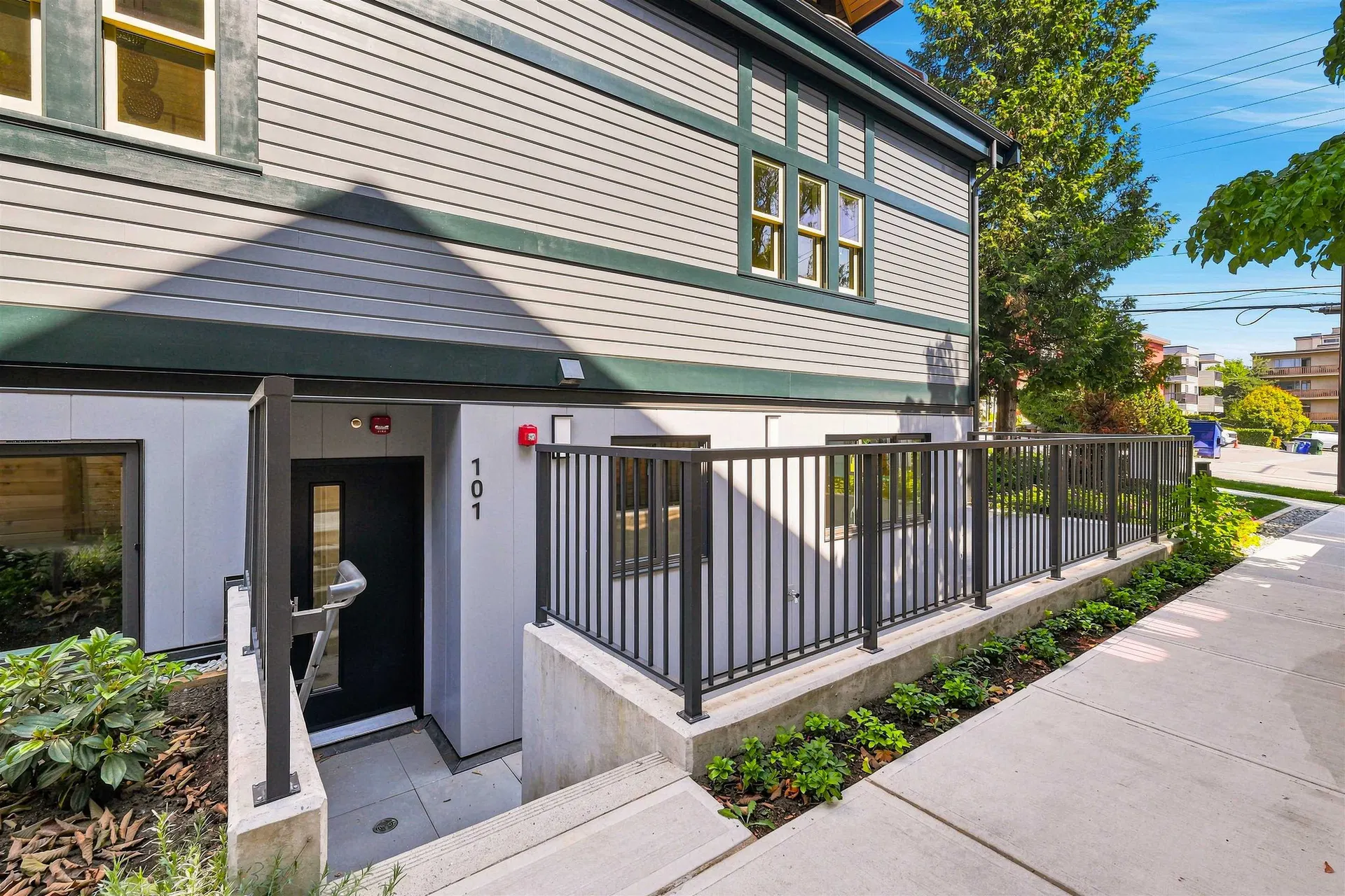 Photo 1 of 26 at 101 Cunningham Street