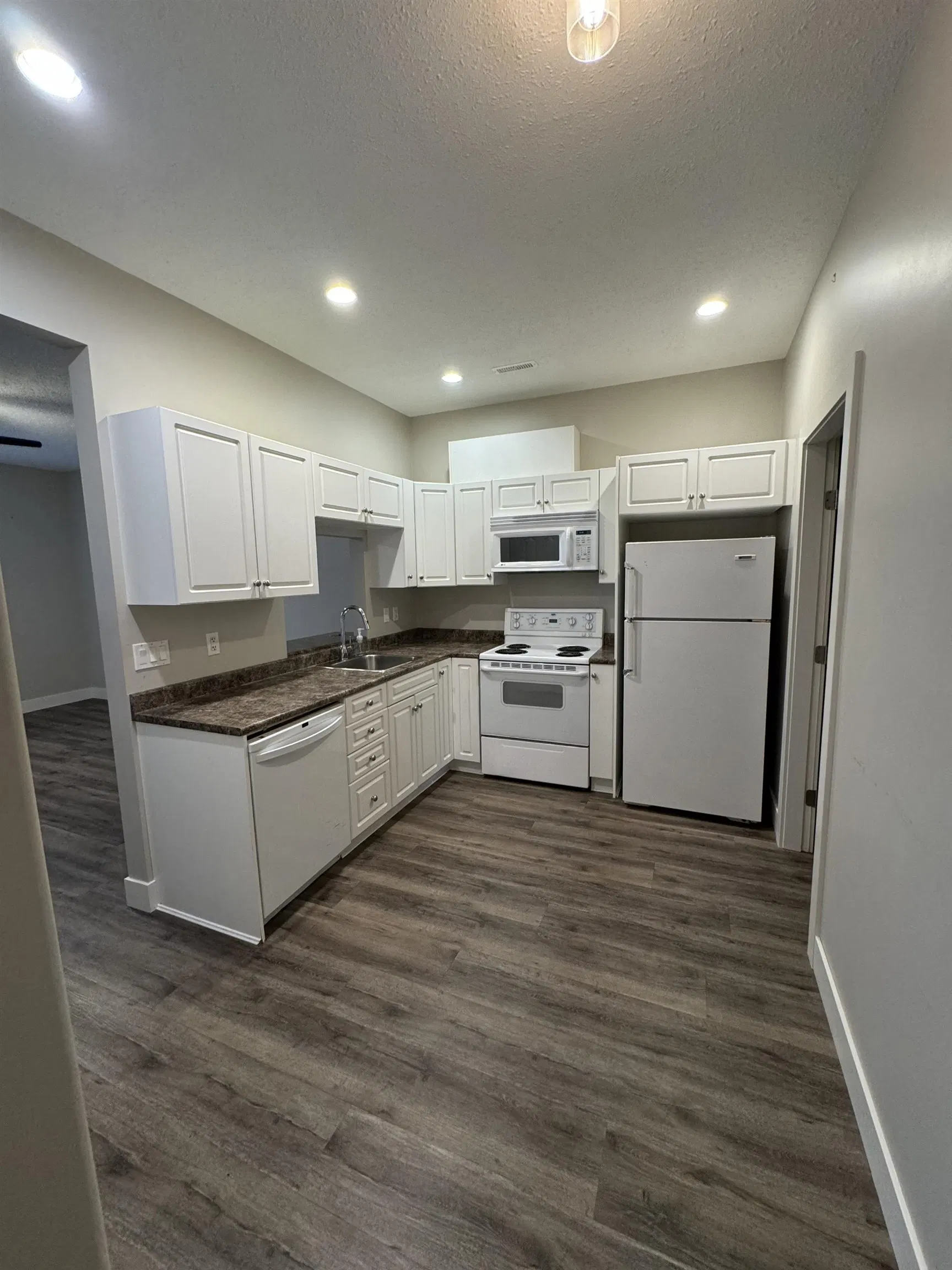Photo 3 of 6 at 23855 Zeron Avenue