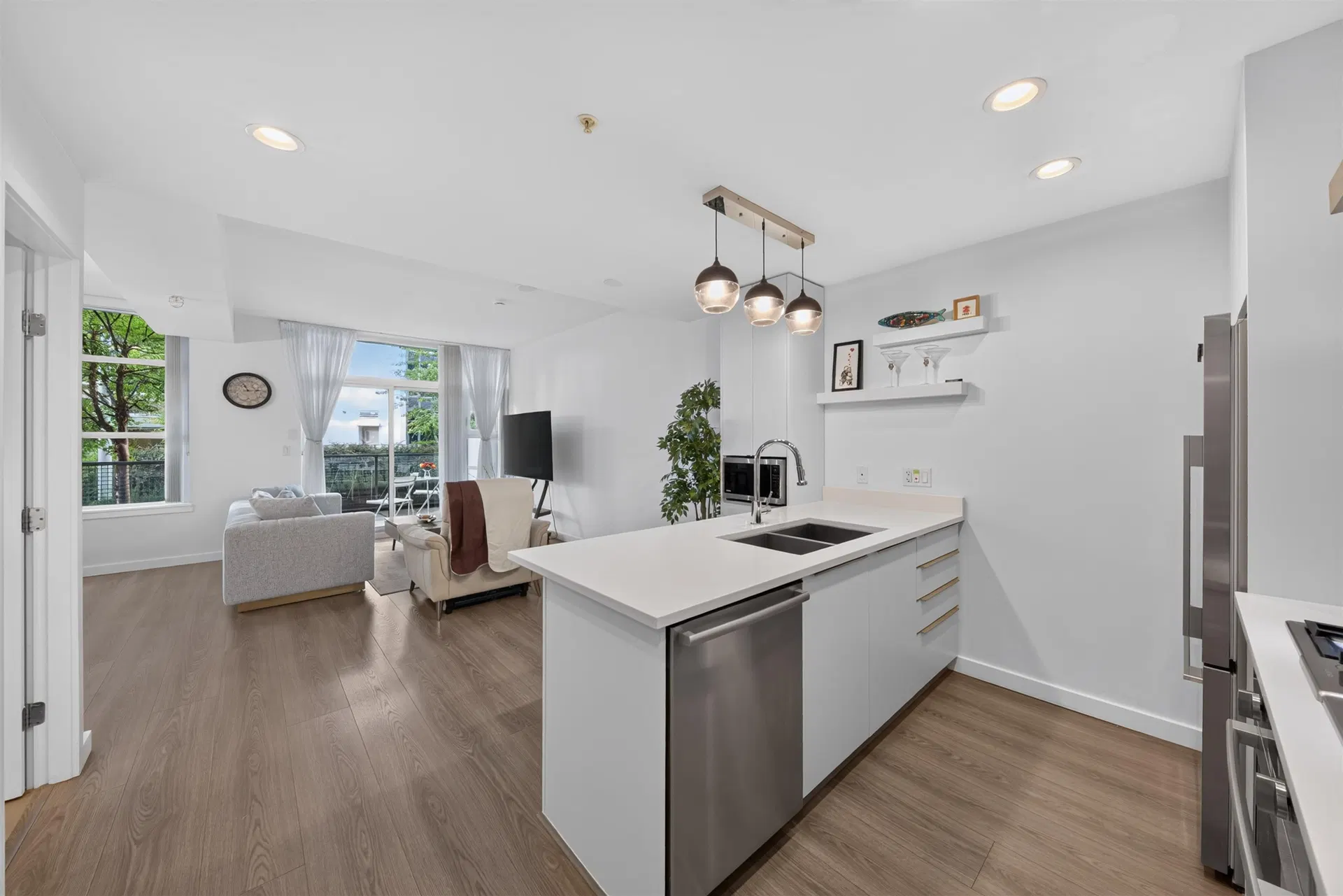 Photo 5 of 28 at #3 – 8633 Capstan Way